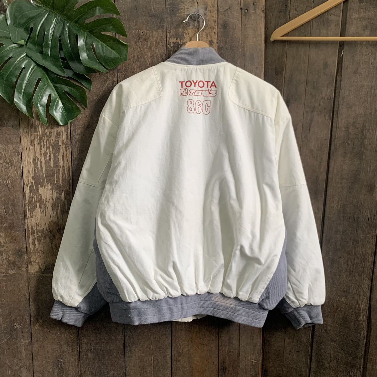 Vintage Vintage Toyota Tom’s Racing Bomber Jacket Size US L / EU 52-54 / 3 - 5 Thumbnail