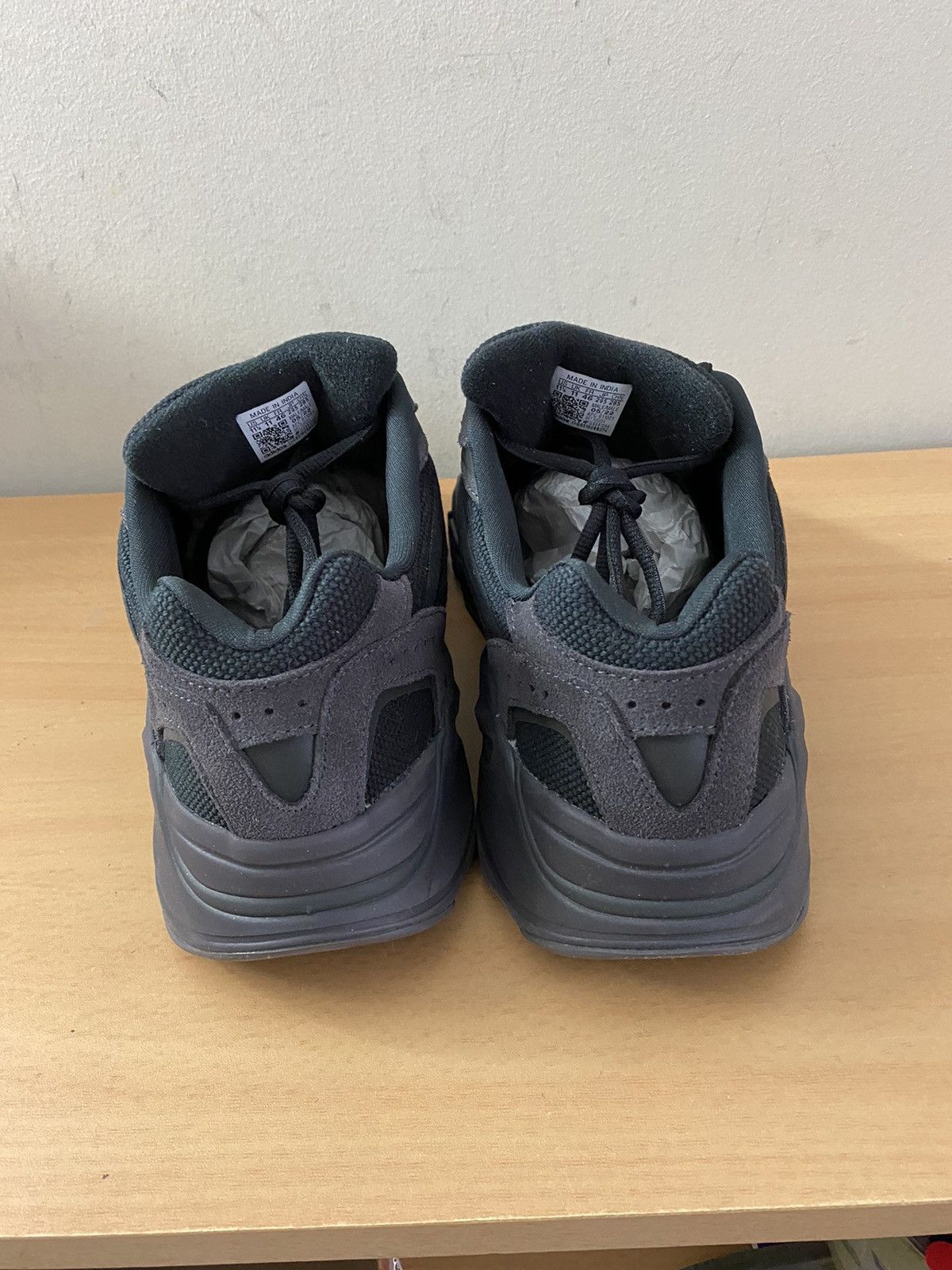 Adidas × Kanye West Yeezy 700 V2 ‘Vanta’ Size US 11.5 / EU 44-45 - 5 Thumbnail