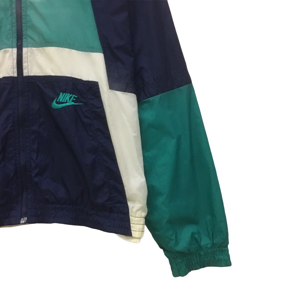 Nike × Vintage Vintage 90s Nike Sweater Nike Light Jacket Nike Windbreaker Size US M / EU 48-50 / 2 - 5 Thumbnail