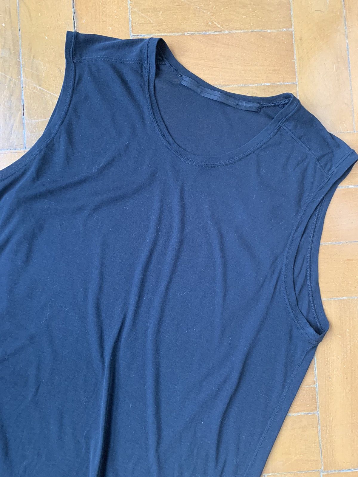 Julius Japan Made Black Elongated Tank With Semi Sheer Back Panel Size US M / EU 48-50 / 2 - 3 Thumbnail