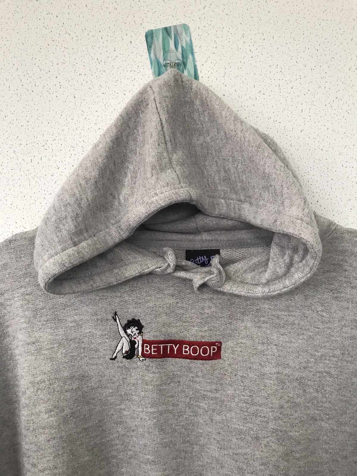Japanese Brand Betty Boop Short Sleeve Hoodie Size US XXL / EU 58 / 5 - 4 Thumbnail