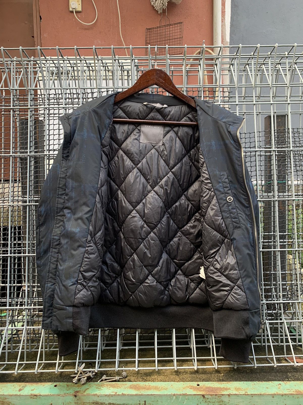 Zara 👹ZARA MAN Light Puffer Bomber Jacket Size US M / EU 48-50 / 2 - 4 Thumbnail