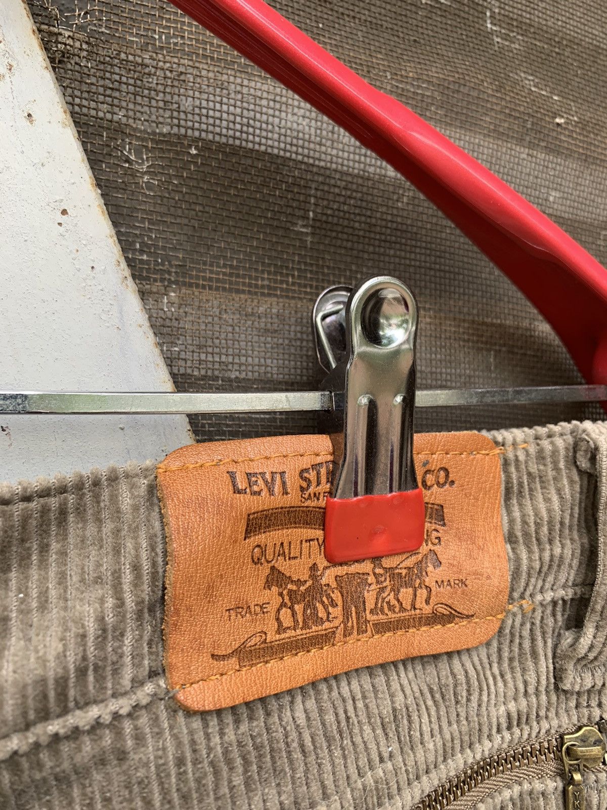 Levi's Vintage Clothing 👹Vintage Levis Movin On Brown Baggy Corduroy Denim Size US 30 / EU 46 - 13 Thumbnail