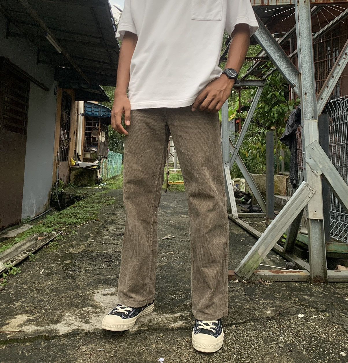 Levi's Vintage Clothing 👹Vintage Levis Movin On Brown Baggy Corduroy Denim Size US 30 / EU 46 - 1 Thumbnail
