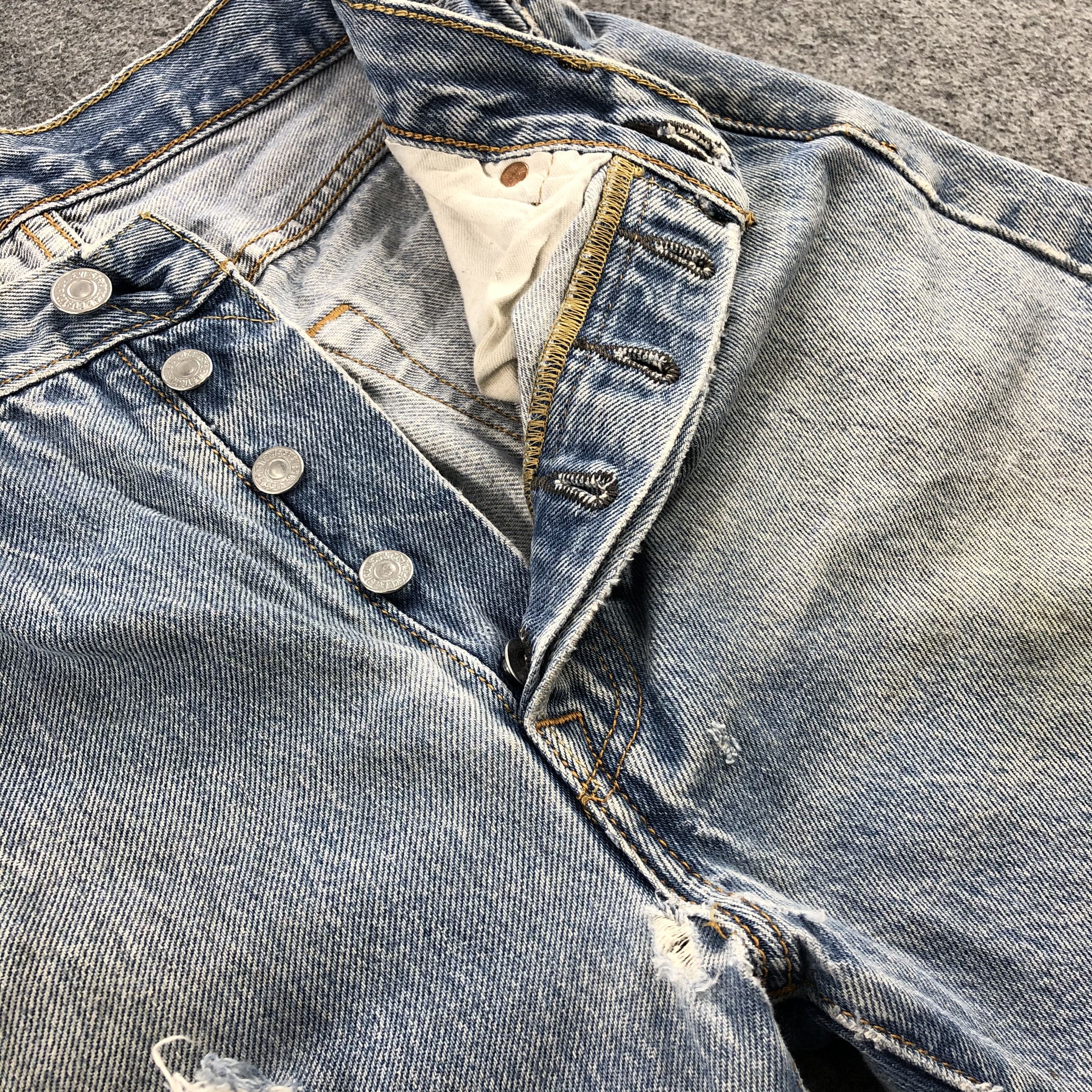 Levi's Vintage Light Wash Levis 501 Jeans-JM1122 Size US 30 / EU 46 - 8 Thumbnail