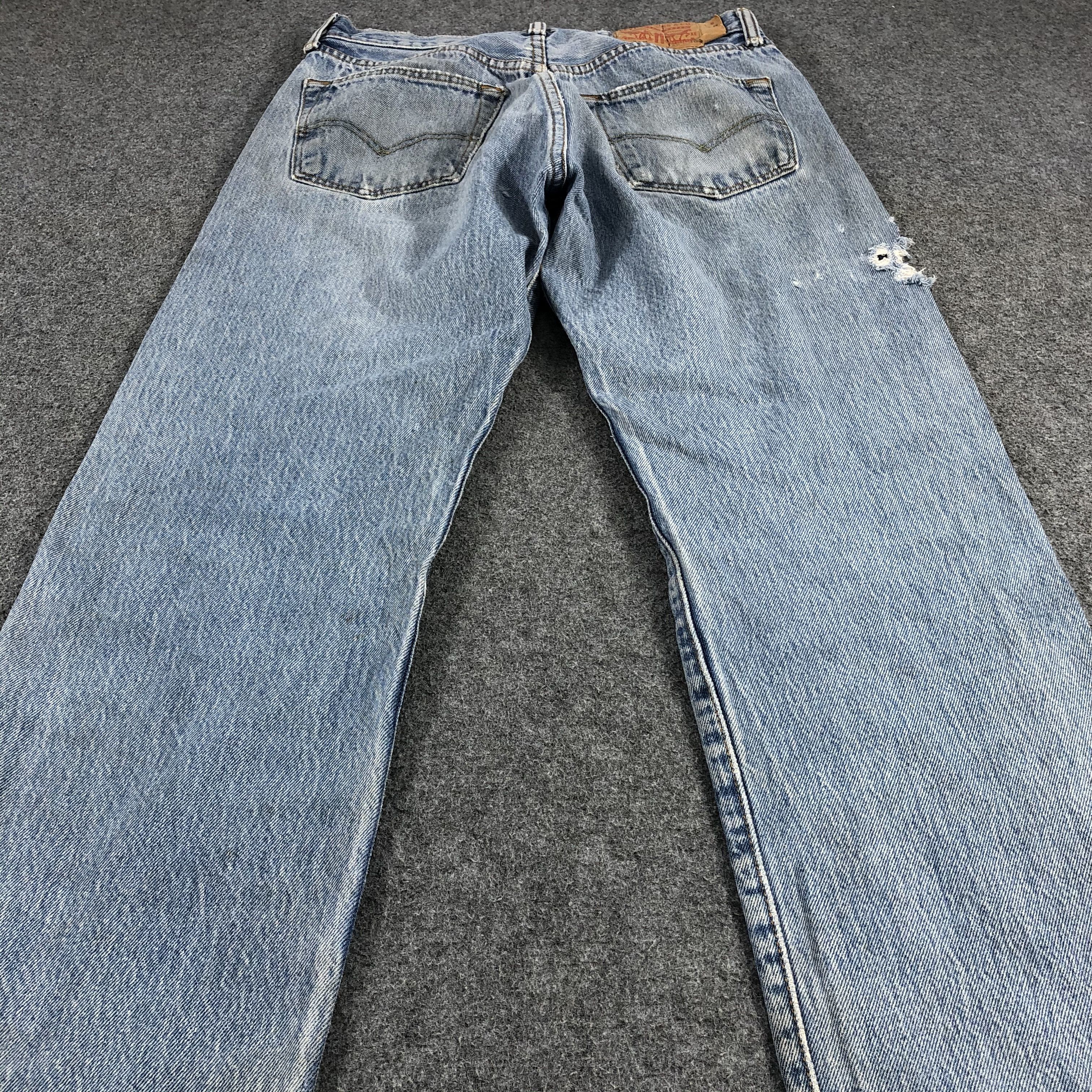 Levi's Vintage Light Wash Levis 501 Jeans-JM1122 Size US 30 / EU 46 - 4 Thumbnail