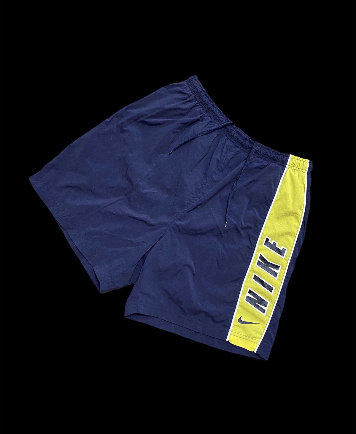 Nike × Vintage Vintage Nike Shorts Size US 34 / EU 50 - 2 Thumbnail