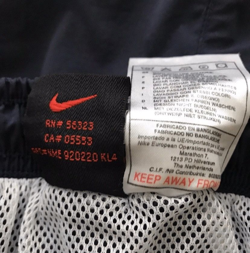 Nike × Vintage Vintage Nike Shorts Size US 34 / EU 50 - 5 Thumbnail
