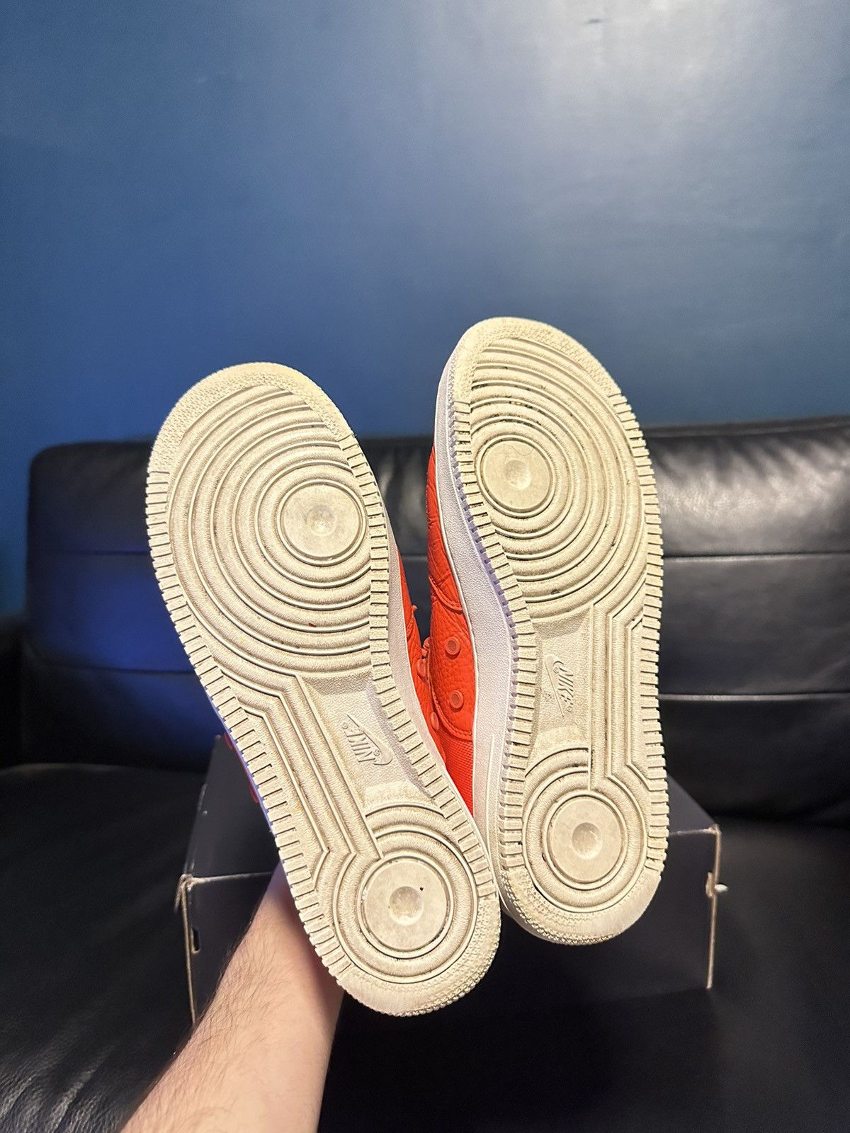 Nike Nike SF Air Force 1 Mid 'Team Orange Size US 11 / EU 44 - 7 Thumbnail