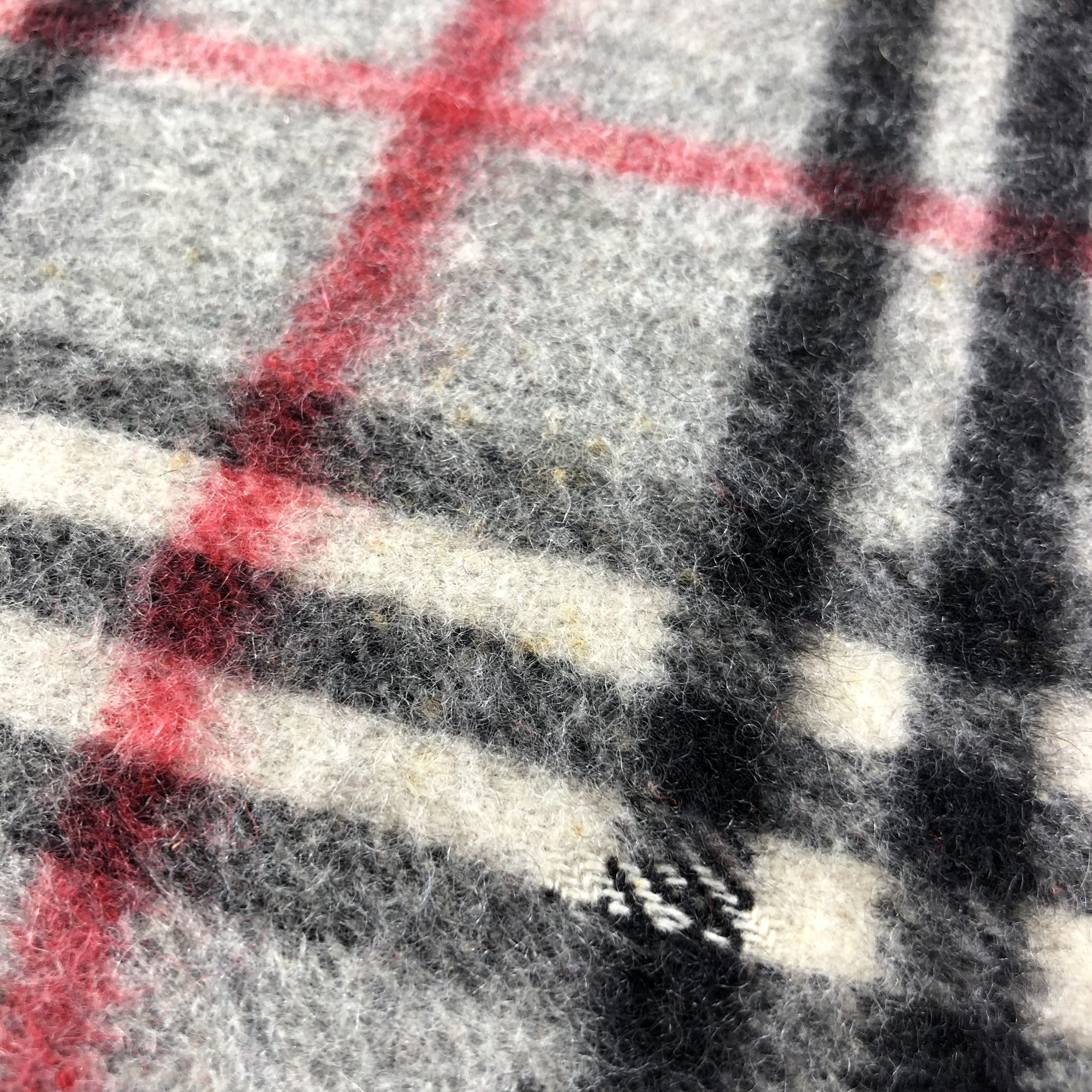 Burberry Burberrys Nova Check Grey Cashmere Scarf Muffler V1274 Size ONE SIZE - 15 Thumbnail
