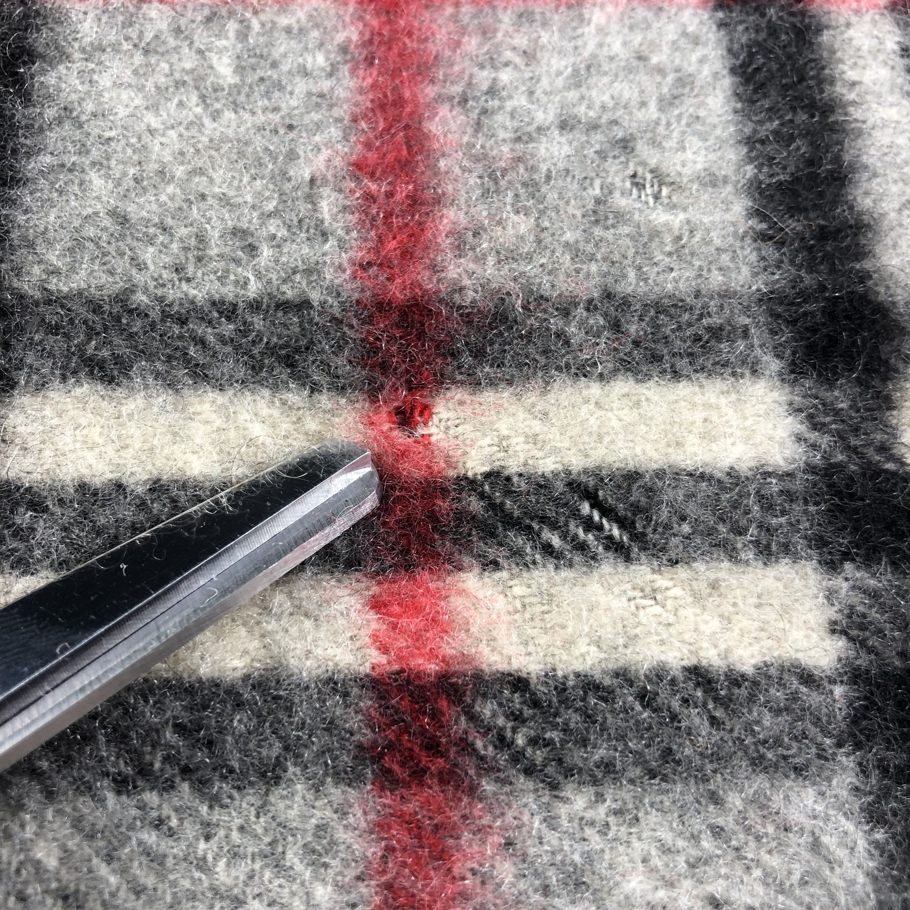 Burberry Burberrys Nova Check Grey Cashmere Scarf Muffler V1274 Size ONE SIZE - 8 Thumbnail