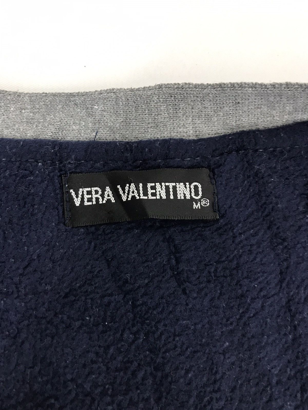 Japanese Brand Vintage Vera Valentino Sweatshirt Cardigan Jacket Size US M / EU 48-50 / 2 - 4 Thumbnail