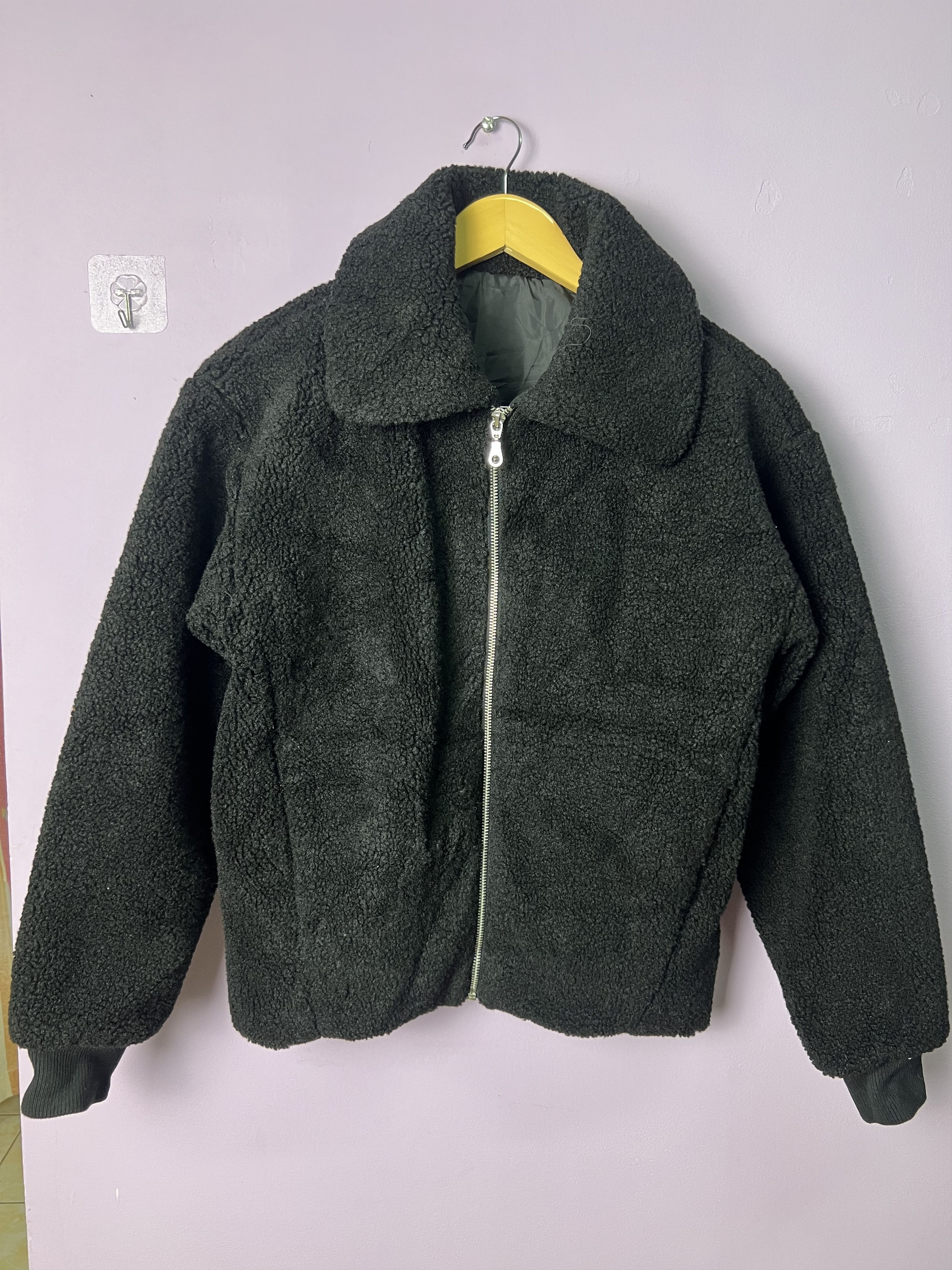 image of Gu Deep Pile Sherpa Jackets in Black, Women's (Size Medium)