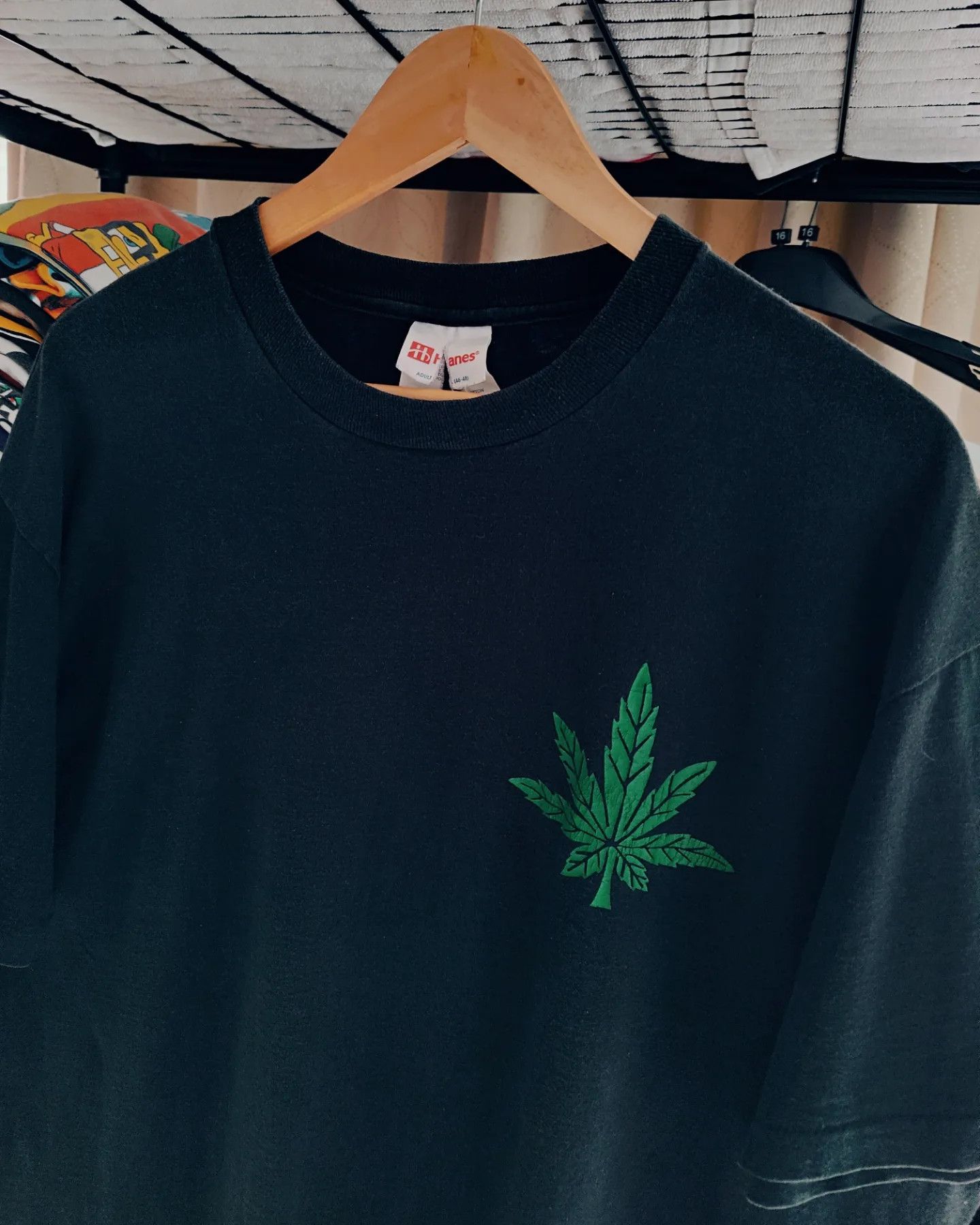 Hanes × Vintage vintage90s - A Day Without a Buzz is a Day that never was... Size US XL / EU 56 / 4 - 3 Thumbnail
