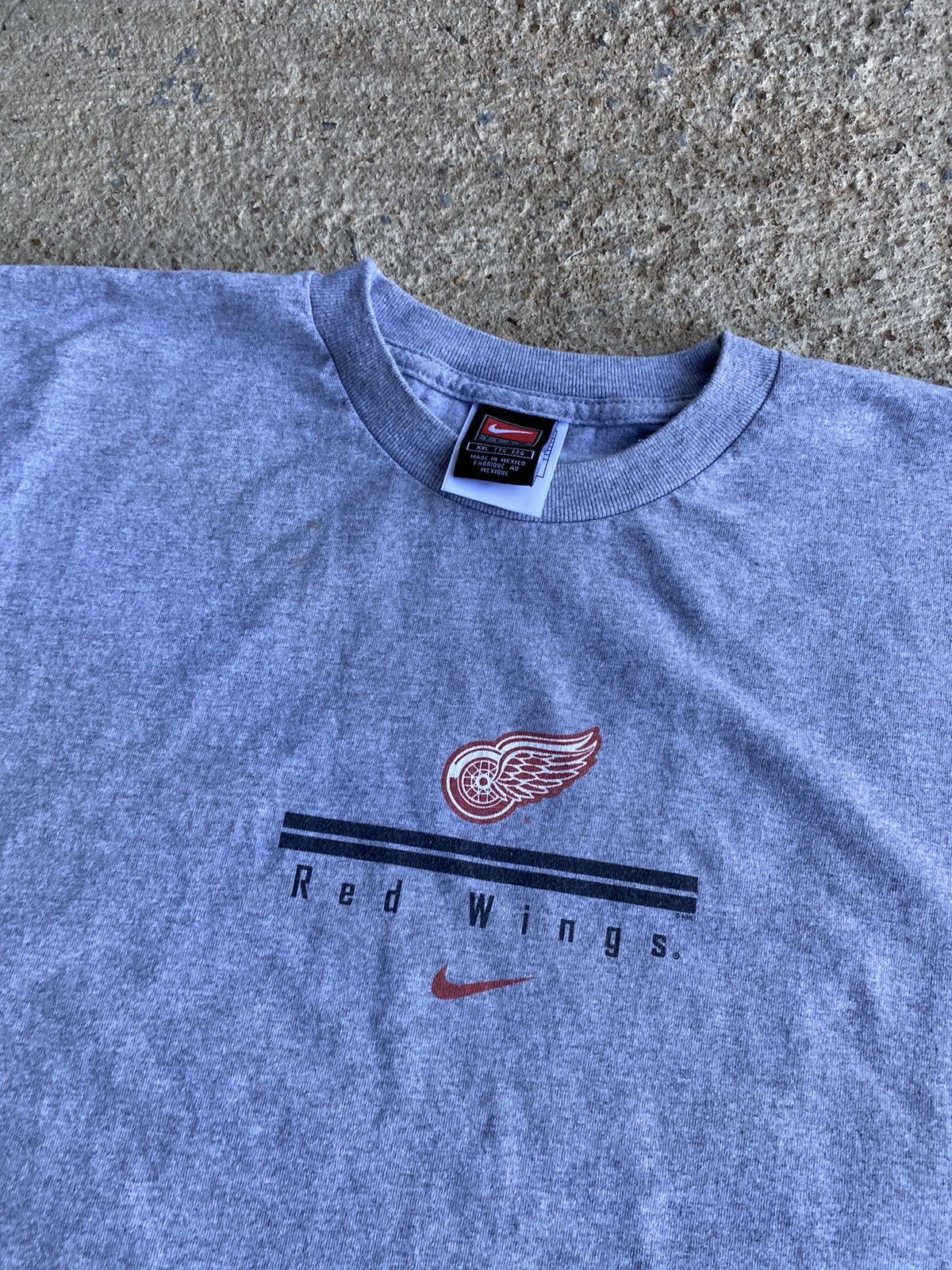 NHL × Nike × Vintage Vintage Y2K Nike Red Wings NHL Hockey Center Check Shirt Size US XXL / EU 58 / 5 - 1 Thumbnail
