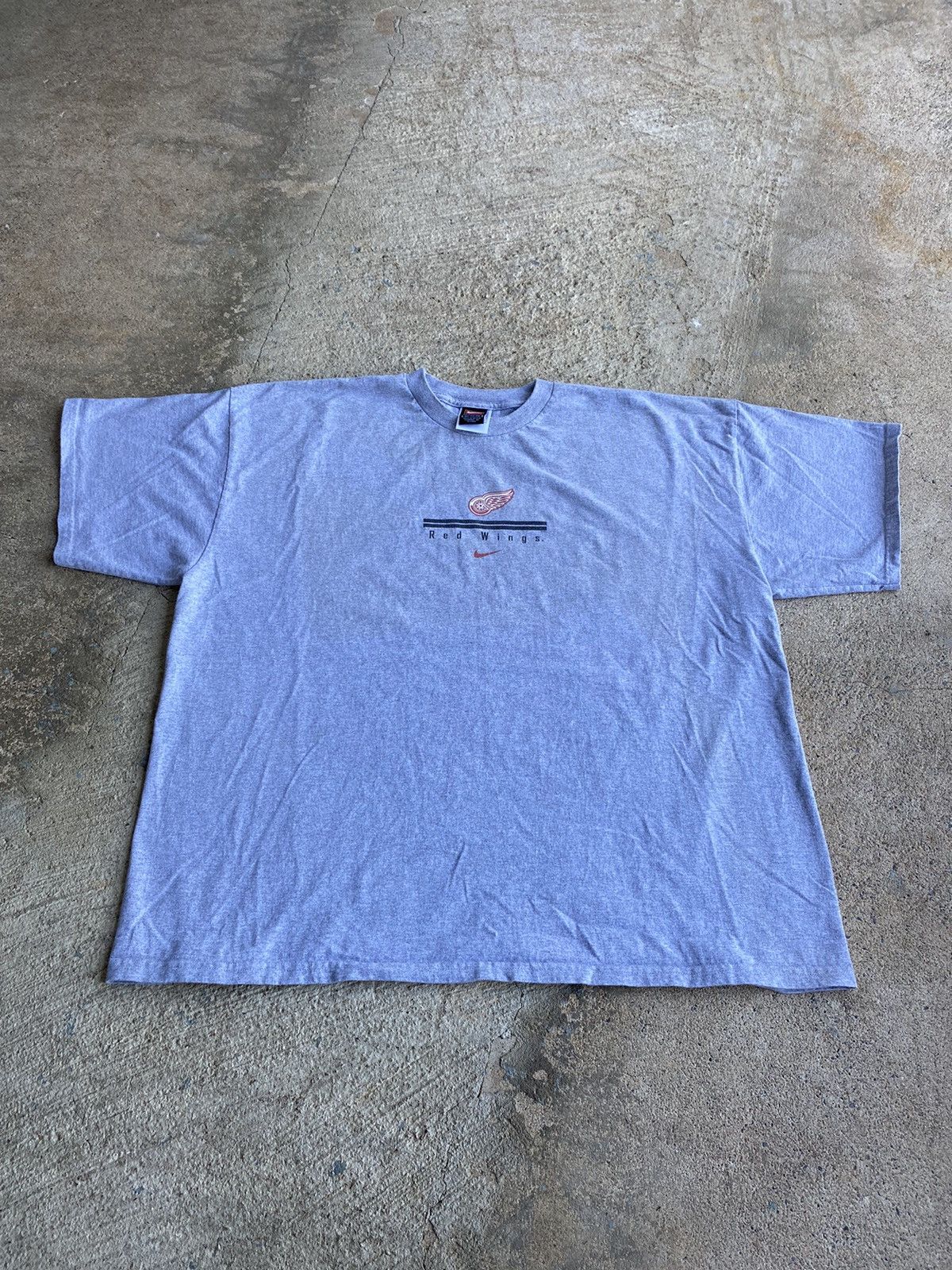 NHL × Nike × Vintage Vintage Y2K Nike Red Wings NHL Hockey Center Check Shirt Size US XXL / EU 58 / 5 - 2 Thumbnail