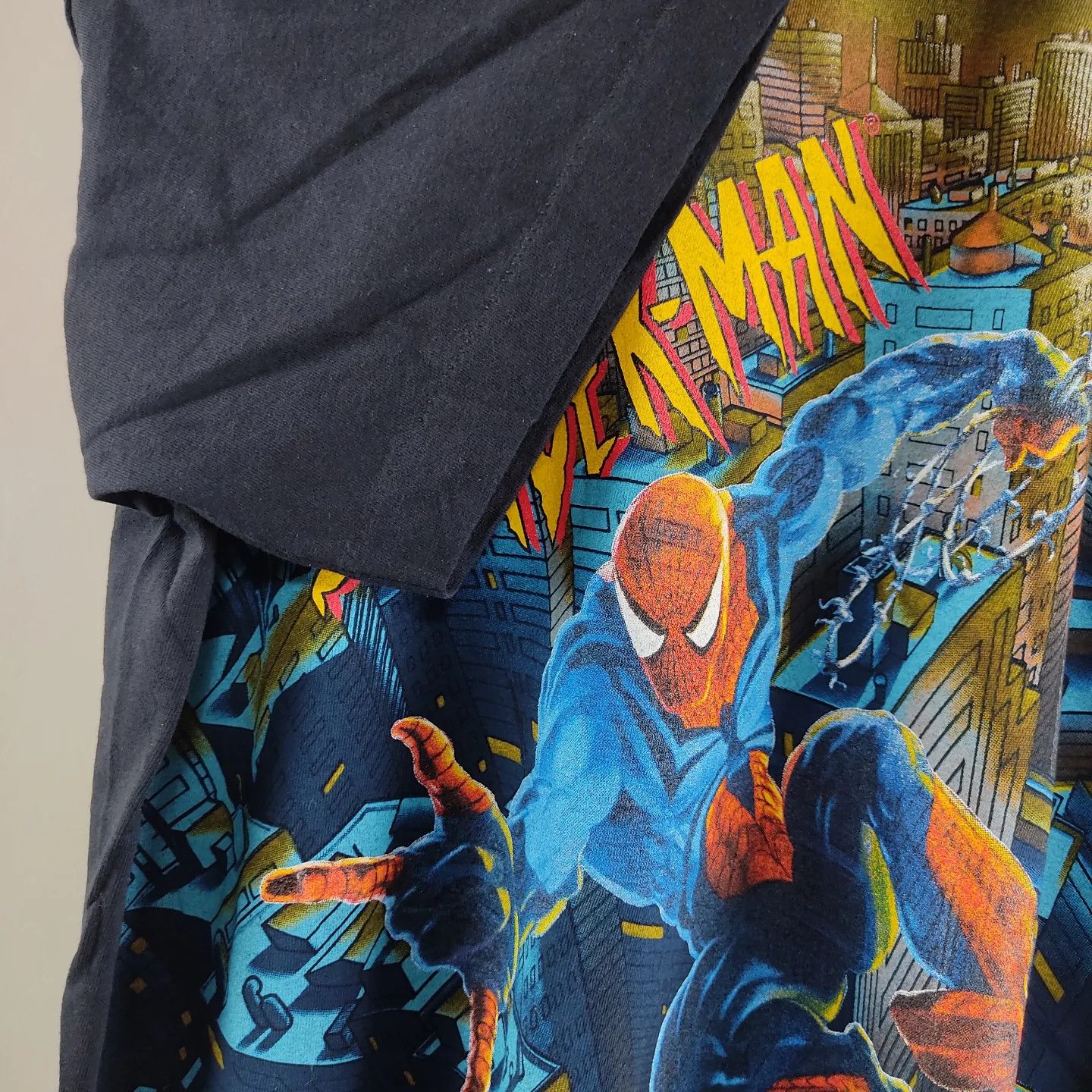 Marvel Comics × Vintage 1997 Marvel Comics Spiderman Full Print T shirt Size US L / EU 52-54 / 3 - 2 Thumbnail