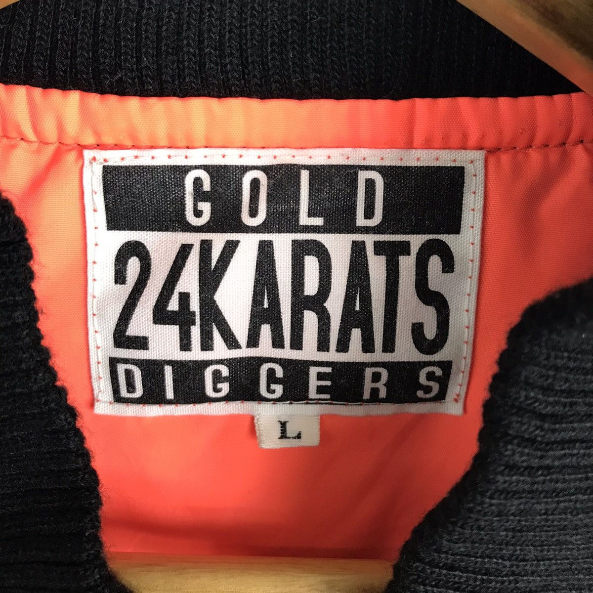 Designer 24 karats Sleeveless Zip Up Puffer Jacket Size US L / EU 52-54 / 3 - 4 Thumbnail