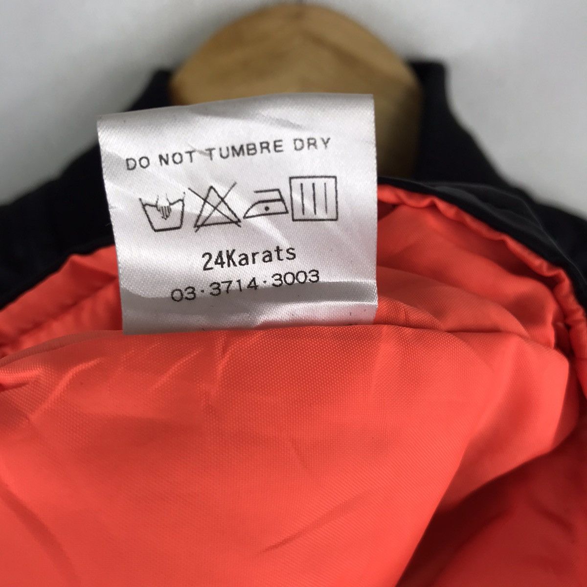 Designer 24 karats Sleeveless Zip Up Puffer Jacket Size US L / EU 52-54 / 3 - 7 Thumbnail
