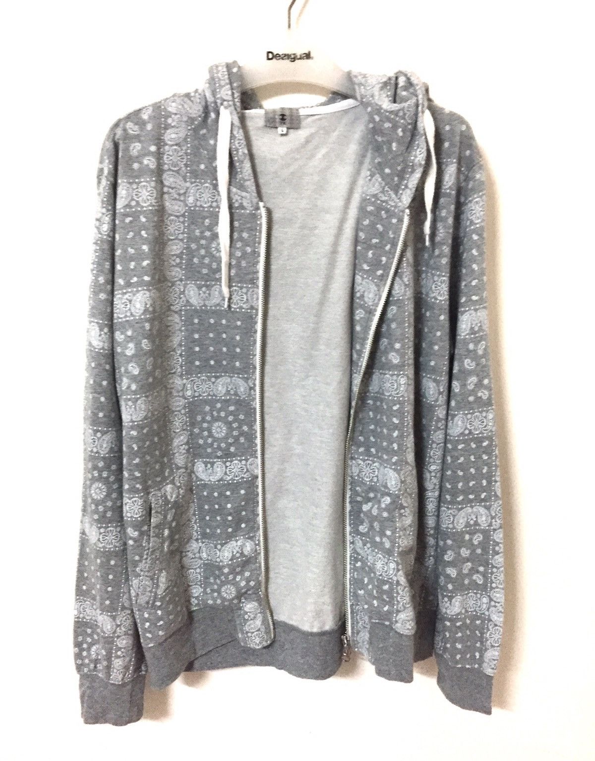 Japanese Brand × Takeo Kikuchi Japannes Brand Takeo Kikuchi Bandana Paisley All Over Hoodie Size US L / EU 52-54 / 3 - 4 Thumbnail