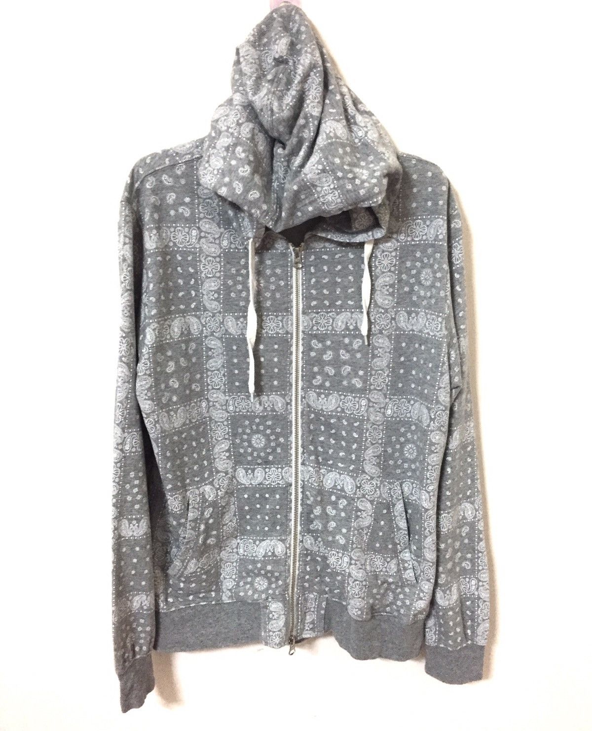 Japanese Brand × Takeo Kikuchi Japannes Brand Takeo Kikuchi Bandana Paisley All Over Hoodie Size US L / EU 52-54 / 3 - 3 Thumbnail