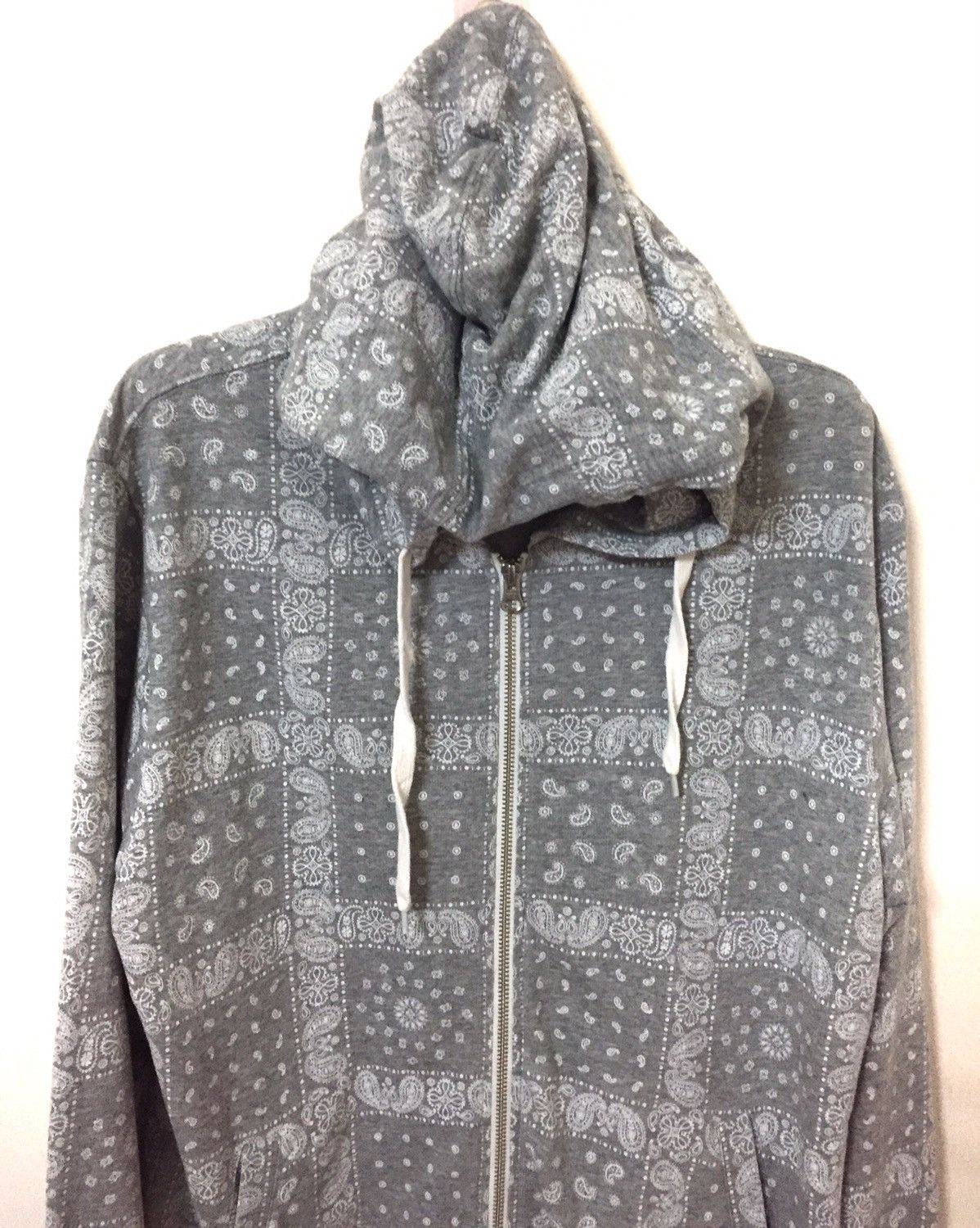 Japanese Brand × Takeo Kikuchi Japannes Brand Takeo Kikuchi Bandana Paisley All Over Hoodie Size US L / EU 52-54 / 3 - 5 Thumbnail