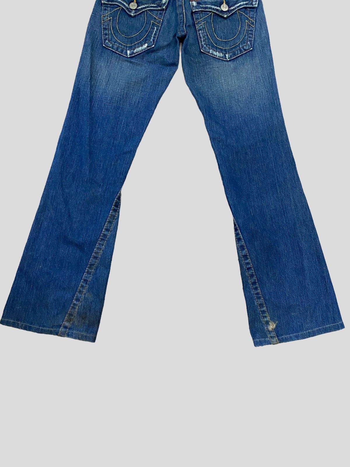 True Religion FLARE JEANS TRUE RELIGION JOEY SECTION DISTRESSED DENIM Size US 27 - 9 Thumbnail