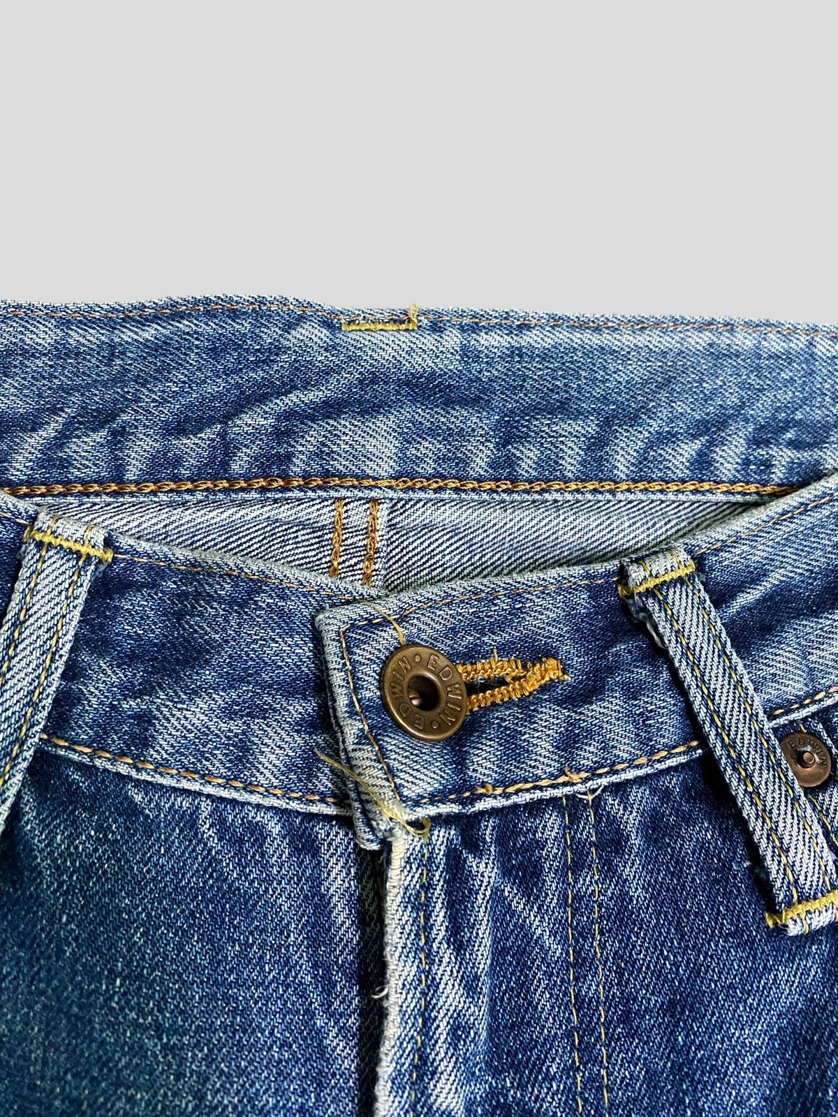 Edwin VINTAGE SELVEDGE EDWIN 505 DISTRESSED DENIM Size US 29 - 10 Thumbnail