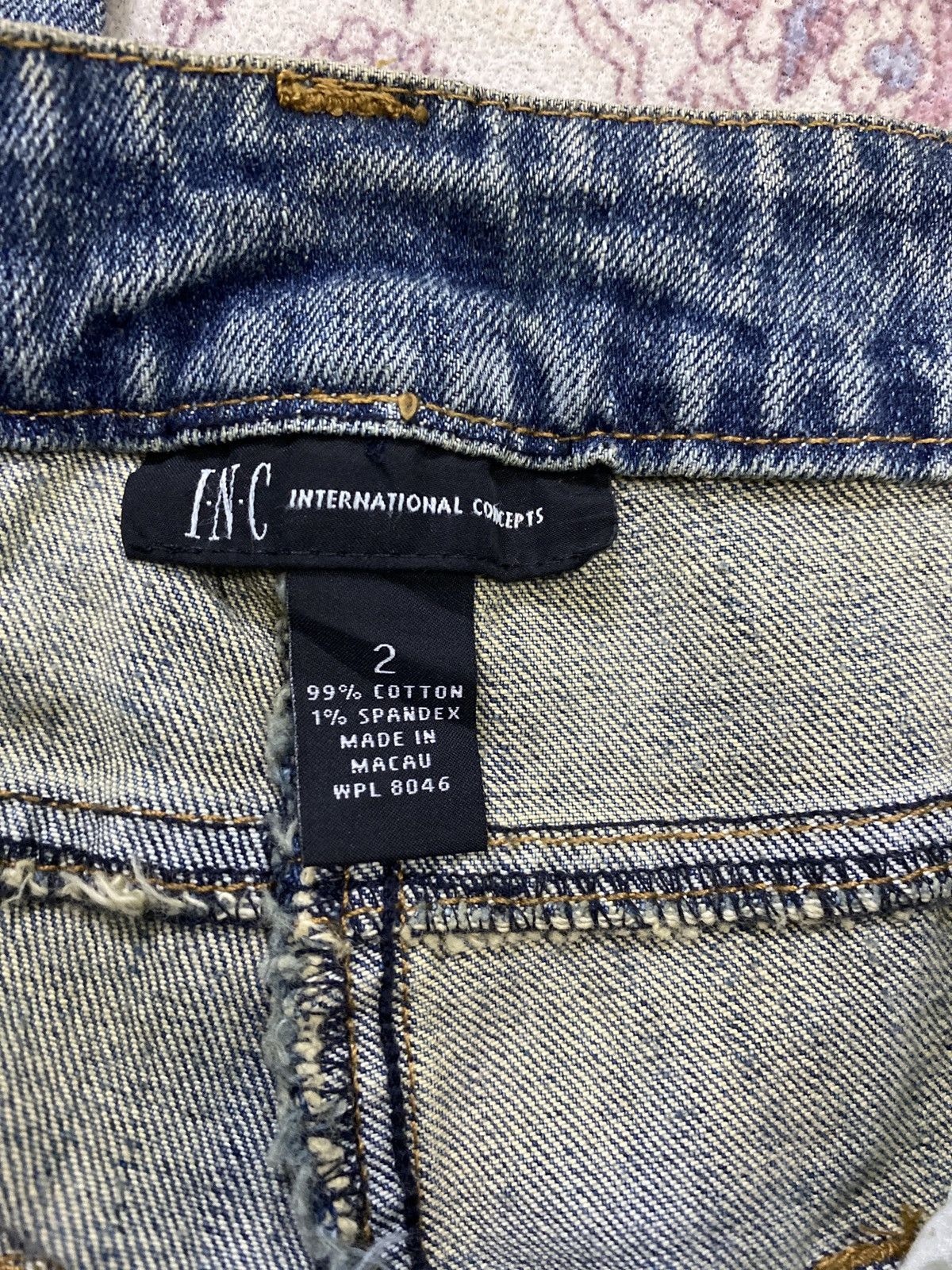 I.N.C × Vintage FLARE JEANS I.N.C INTERNATIONAL EMBROIDED ROCK DESIGN Size 28" / US 6 / IT 42 - 13 Thumbnail