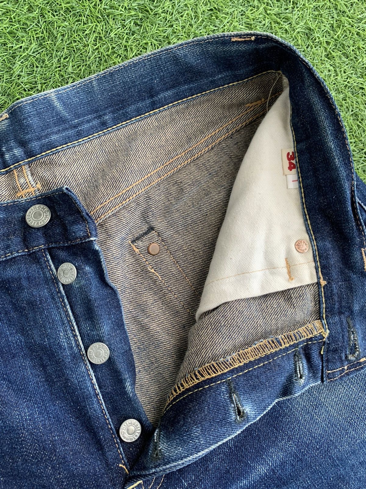 Japanese Brand Vintage HRM Distressed Selvedge Denim Jeans Size US 34 / EU 50 - 8 Thumbnail