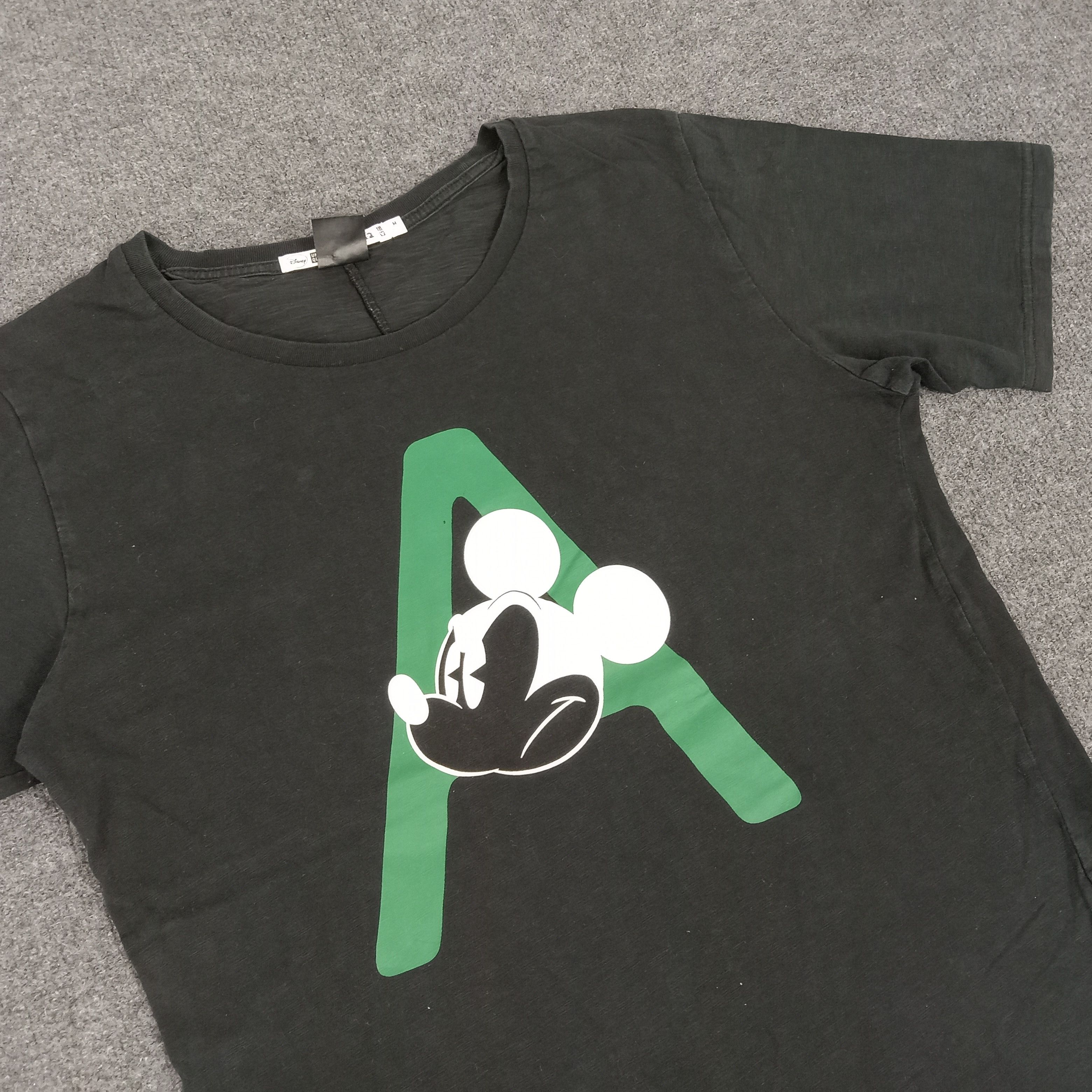 Disney Uniqlo Undercover X Disney Japanese Brand Tshirt Size US M / EU 48-50 / 2 - 2 Thumbnail
