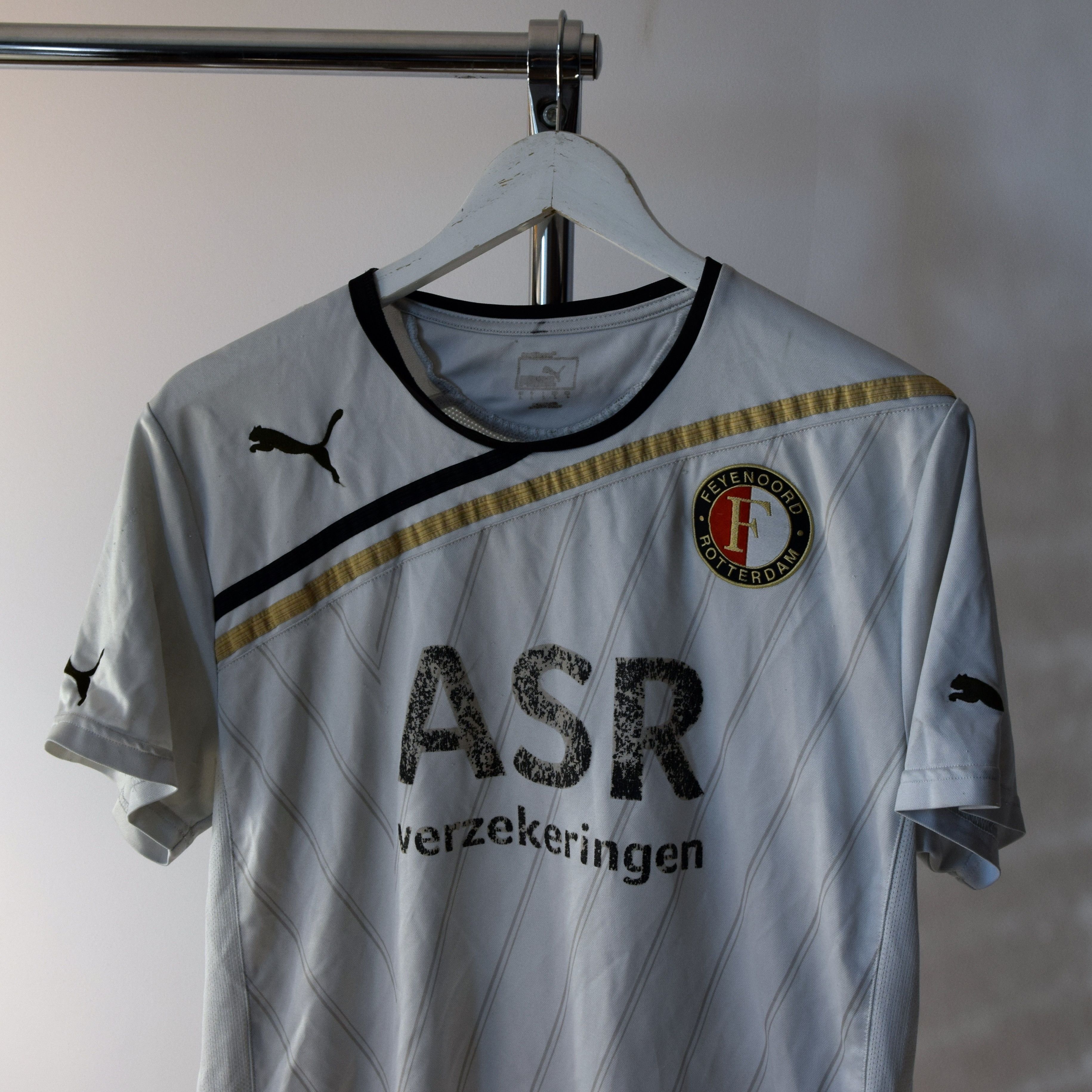 Puma Puma soccer jersey Feyenoord Rotterdam Size US M / EU 48-50 / 2 - 4 Thumbnail
