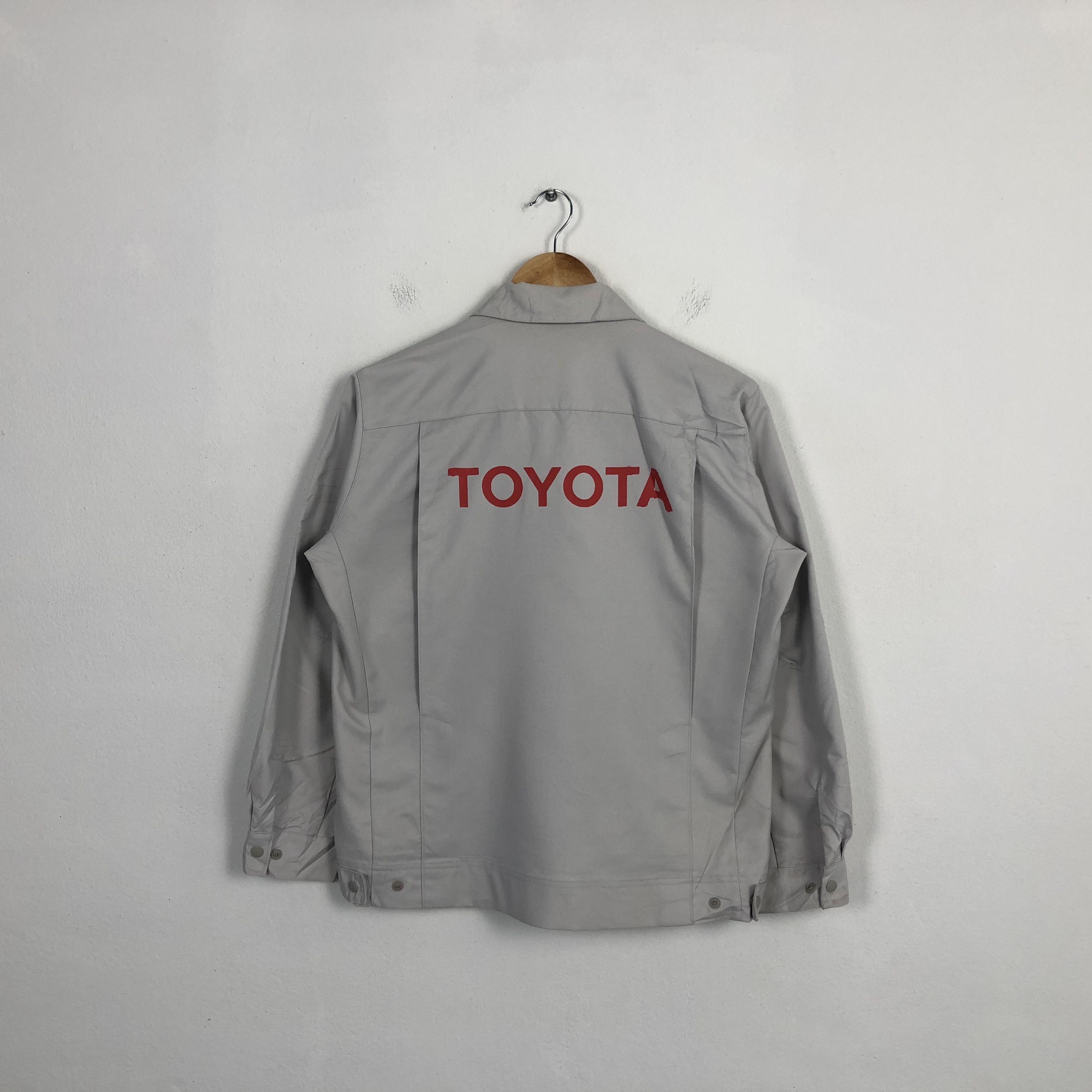 Japanese Brand Vintage Toyota Japanese Racing Team Custom Zipper Jacket Size US M / EU 48-50 / 2 - 1 Thumbnail