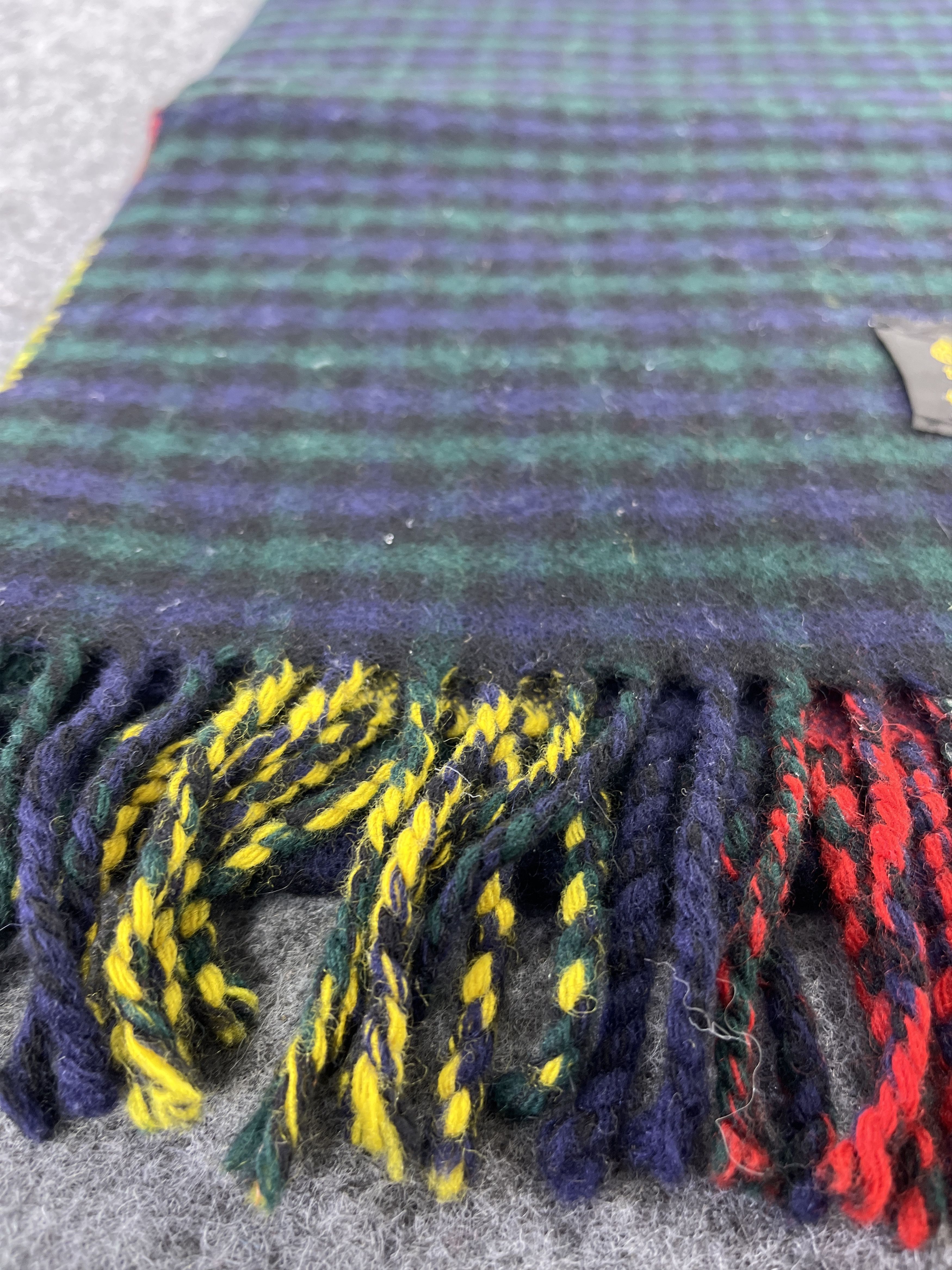 Vintage GLEN PRINCE SCARVES / MUFFLER / NECKWEAR T294 Size ONE SIZE - 6 Thumbnail