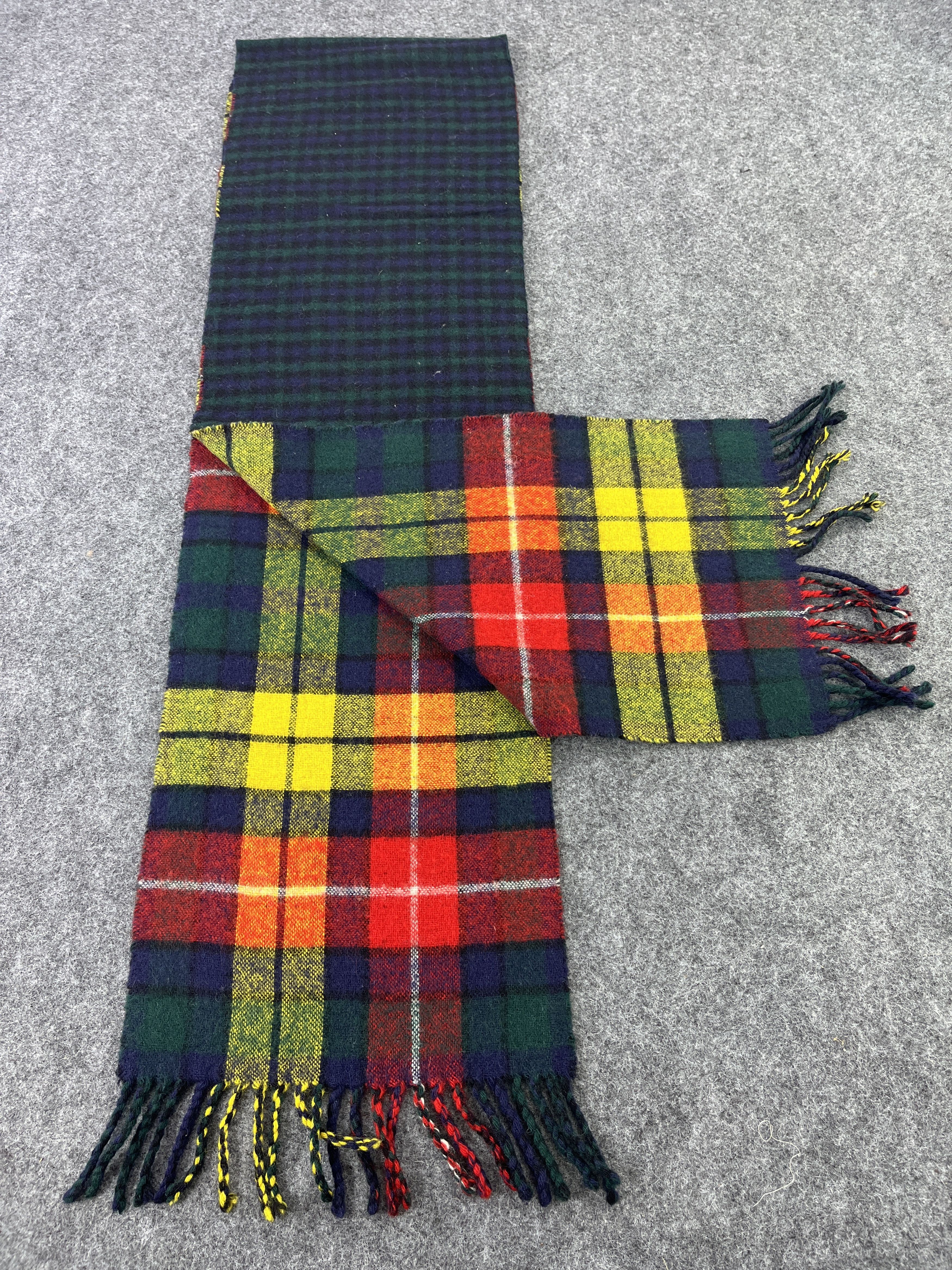 Vintage GLEN PRINCE SCARVES / MUFFLER / NECKWEAR T294 Size ONE SIZE - 3 Thumbnail