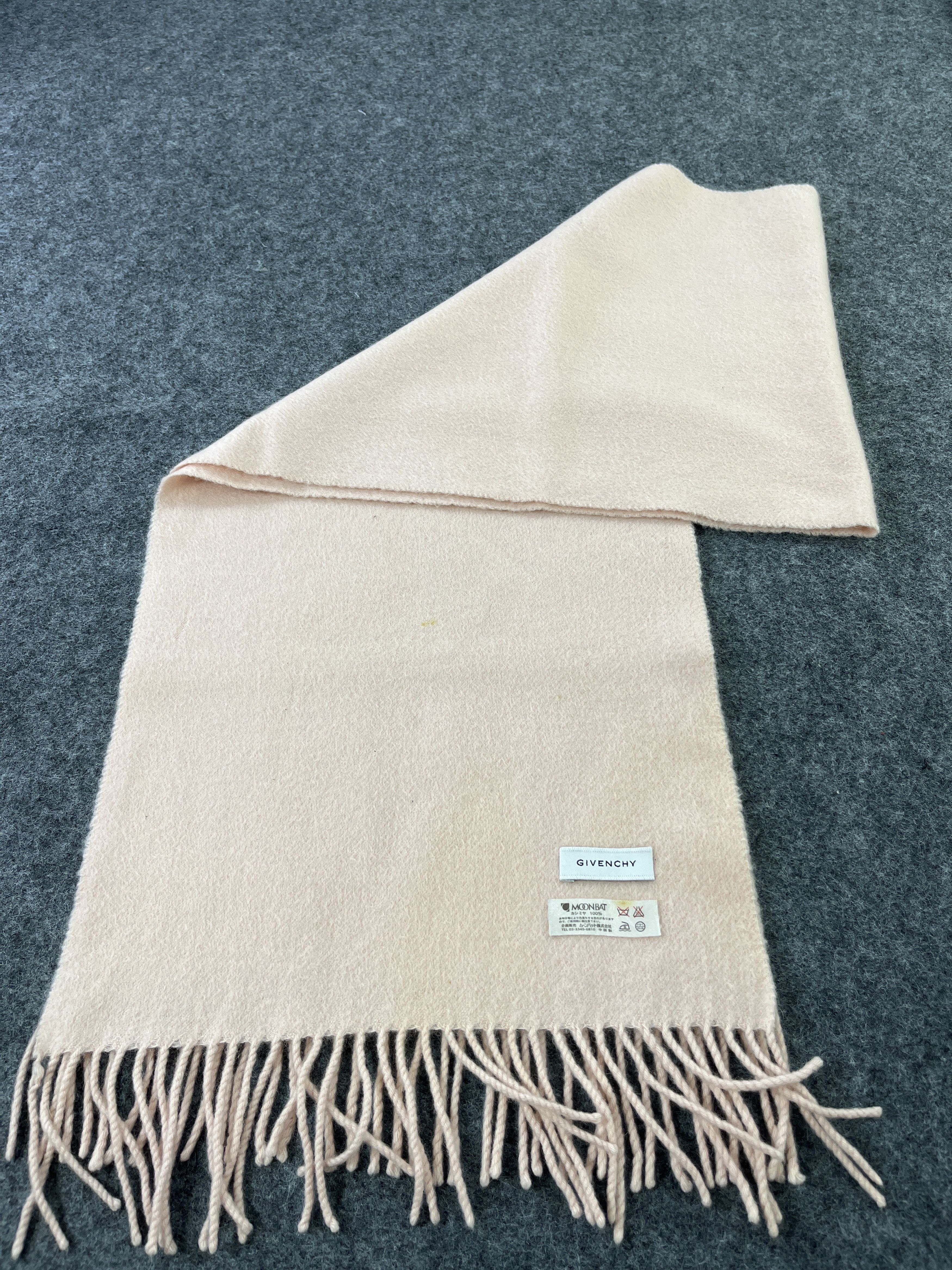 Vintage GIVENCHY PINK SCARVES / MUFFLER / NECKWEAR T249 Size ONE SIZE - 3 Thumbnail