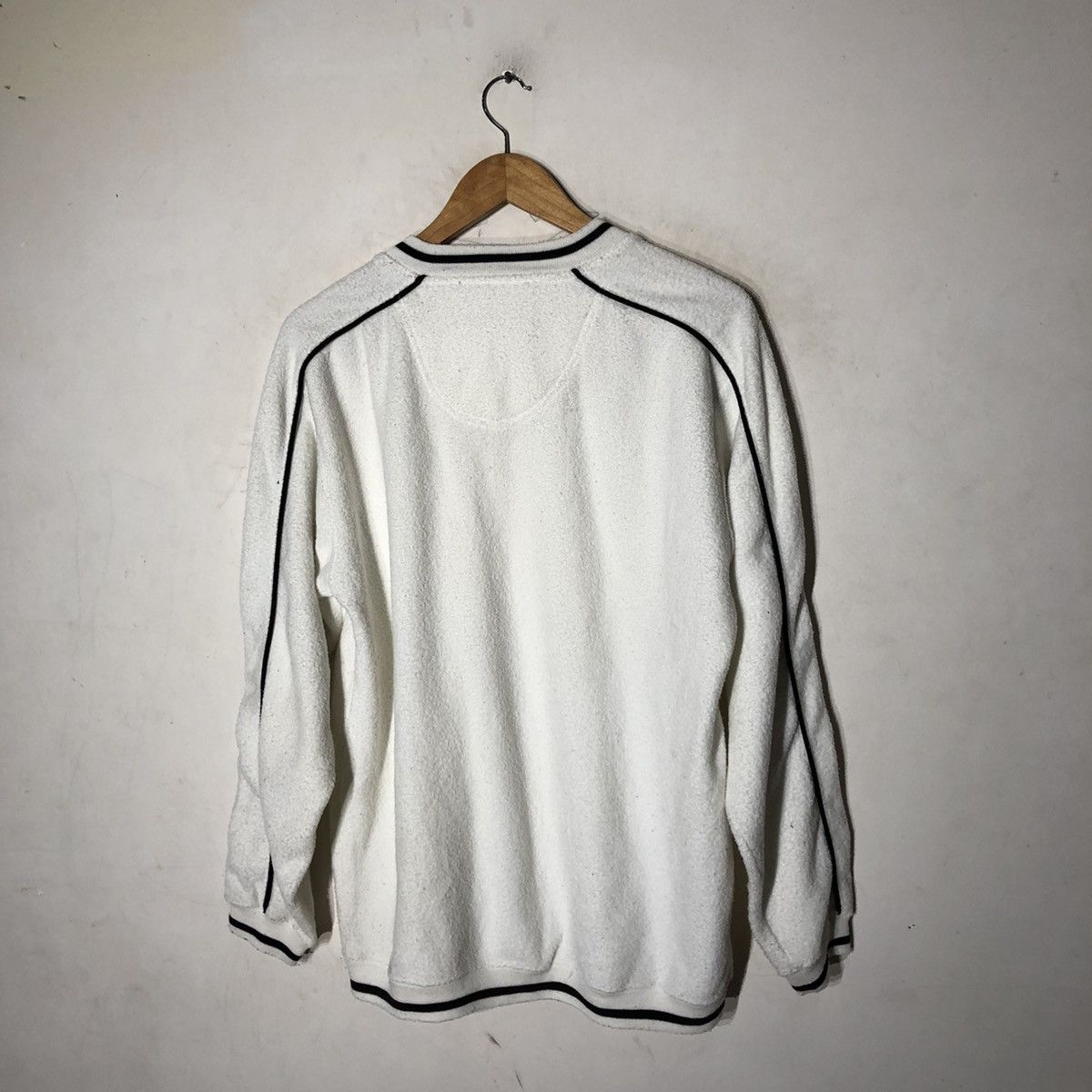 Japanese Brand BITCH SKATEBOARDS SWEATSHIRT Size US L / EU 52-54 / 3 - 8 Thumbnail
