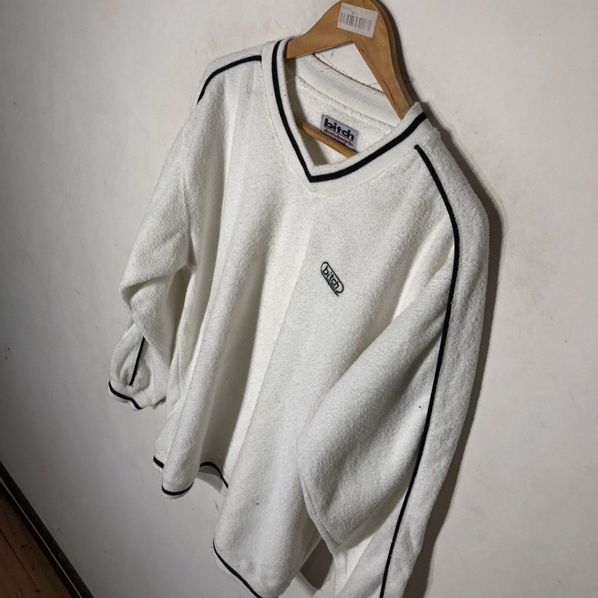 Japanese Brand BITCH SKATEBOARDS SWEATSHIRT Size US L / EU 52-54 / 3 - 3 Thumbnail