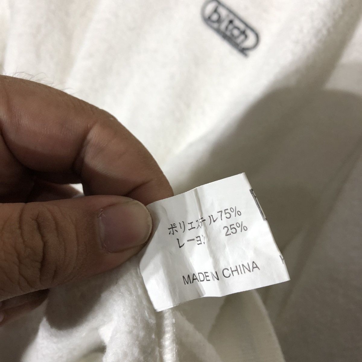 Japanese Brand BITCH SKATEBOARDS SWEATSHIRT Size US L / EU 52-54 / 3 - 7 Thumbnail