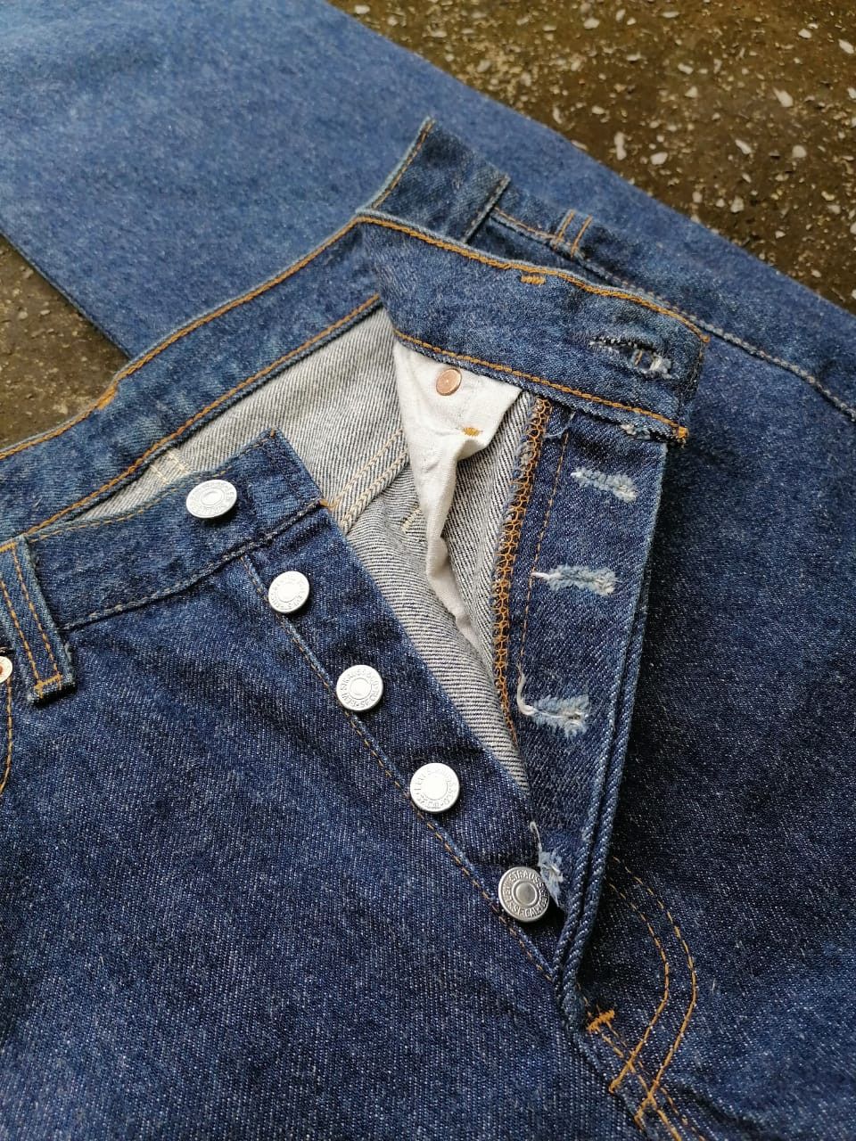 Levi's Vintage Clothing Levi's Strauss 501 Fly Button Denim Jeans Size US 28 / EU 44 - 3 Thumbnail