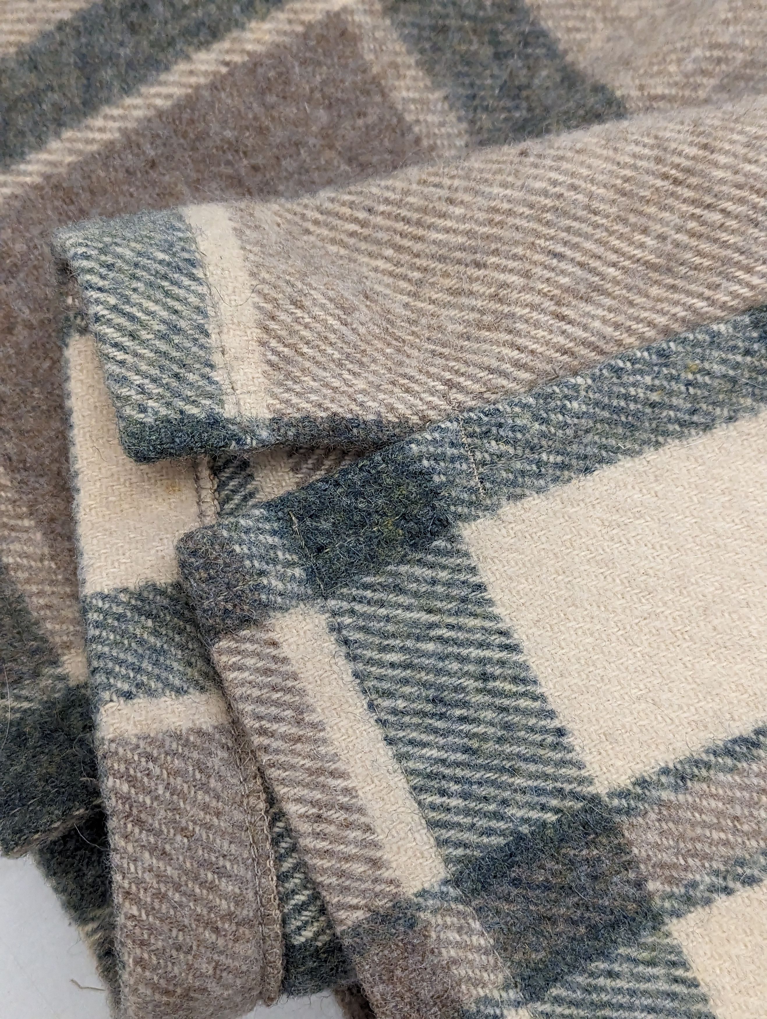 Vintage × Woolrich Woolen Mills RARE Vintage Woolrich Wool Flannel Plaid Jacket Earth Tones Size US L / EU 52-54 / 3 - 5 Thumbnail