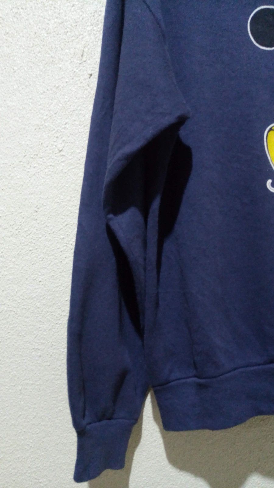 Mickey Mouse × Velva Sheen × Vintage Vintage Mickey Velvasheen Sweatshirt size M fits L Size US M / EU 48-50 / 2 - 2 Thumbnail