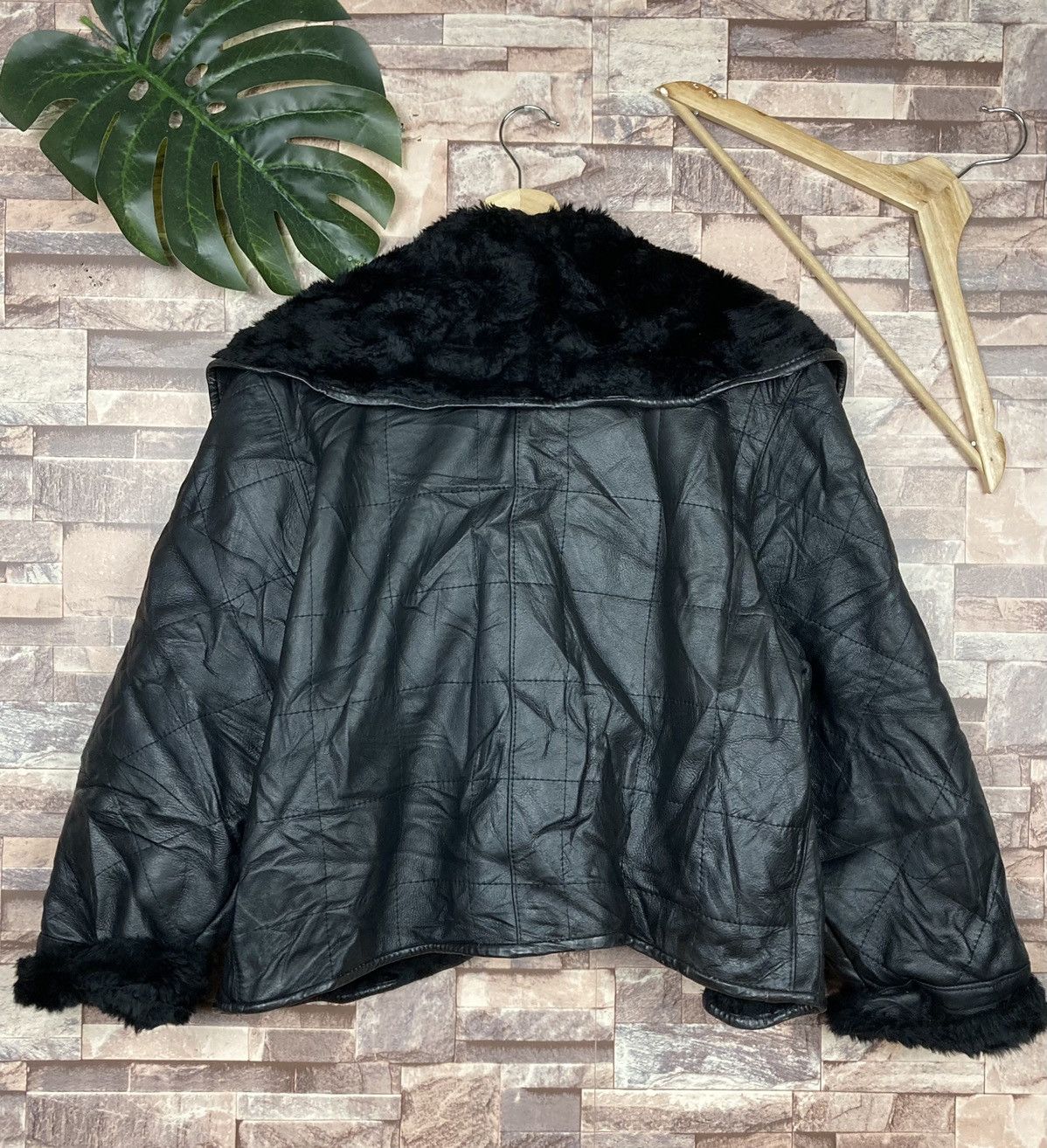 Leather G.Estilo Leather capes/coat Made in Spain Size US L / EU 52-54 / 3 - 4 Thumbnail