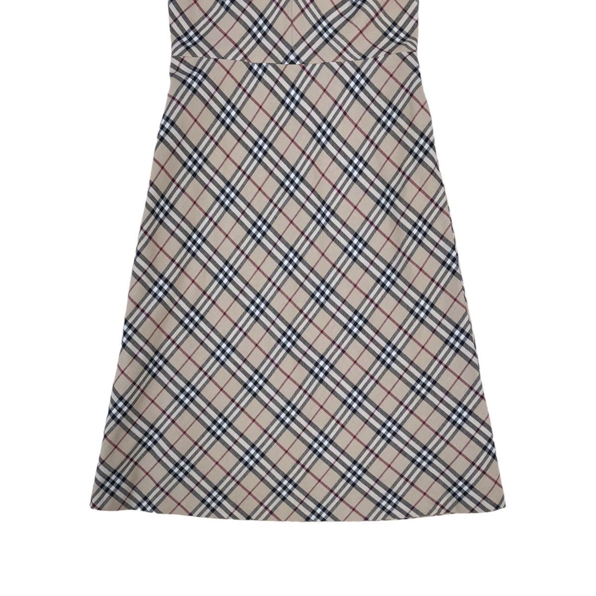 Burberry Burberry London Sleevesless Cocktail Dresses Size S / US 4 / IT 40 - 6 Thumbnail