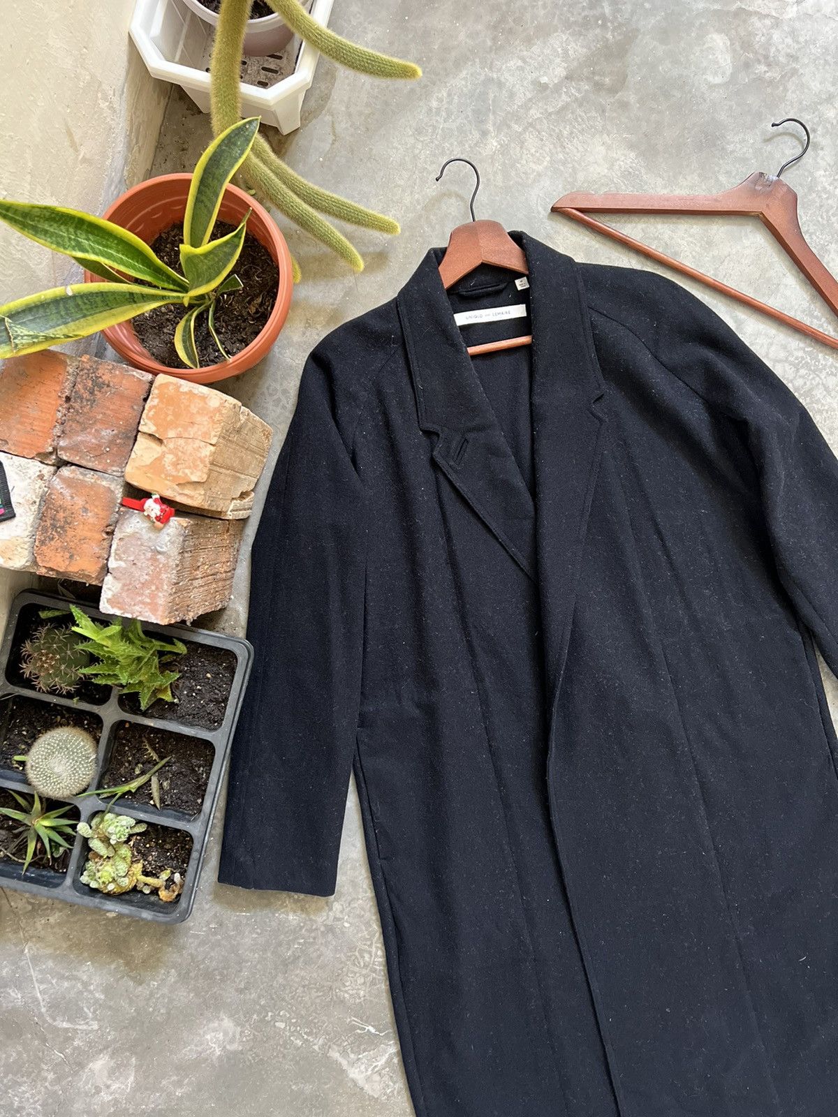 Christophe Lemaire × Lemaire Uniqlo 🖤 Lemaire X Uniqlo Japanese Wool Trench Coat Size US M / EU 48-50 / 2 - 5 Thumbnail