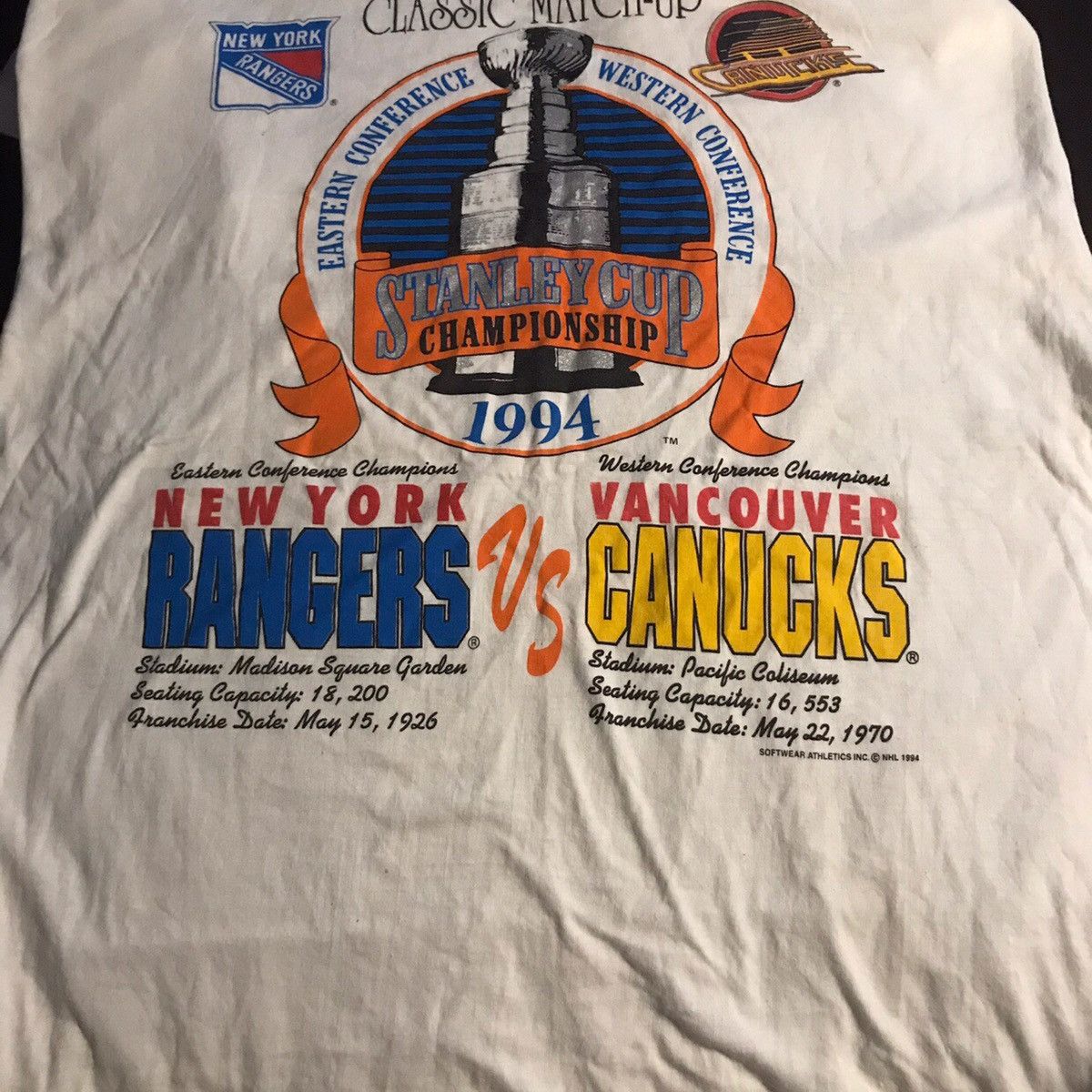 NHL × Vintage VTG 1994 NHL Stanley Cup: Rangers vs Canucks T-shirt Size US L / EU 52-54 / 3 - 1 Thumbnail