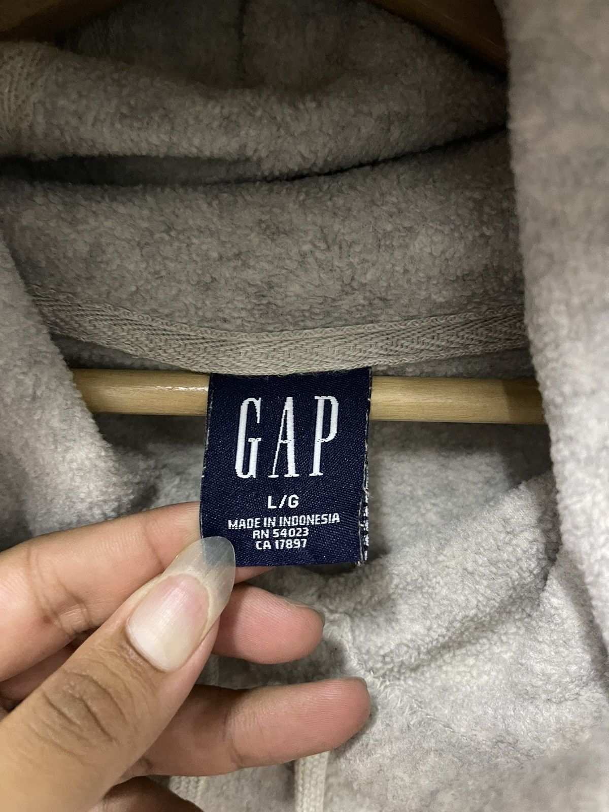 Gap × Vintage Vintage Gap Spell Out Travis Style Hoodie Sweatshirt Size US L / EU 52-54 / 3 - 5 Thumbnail