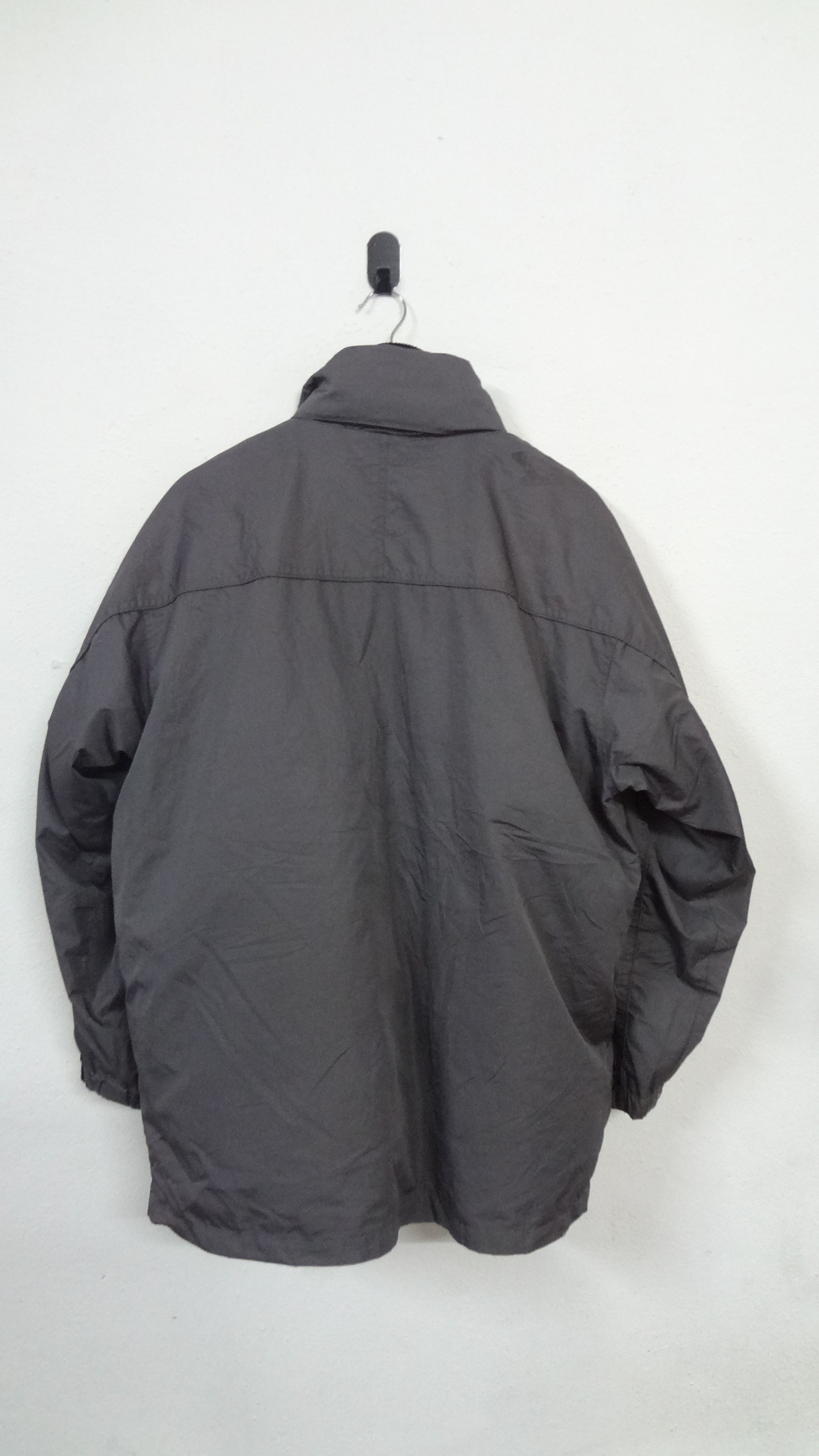 Converse Converse Sportswear Vintage Windbreaker Bomber Jacket Size Size US L / EU 52-54 / 3 - 3 Thumbnail