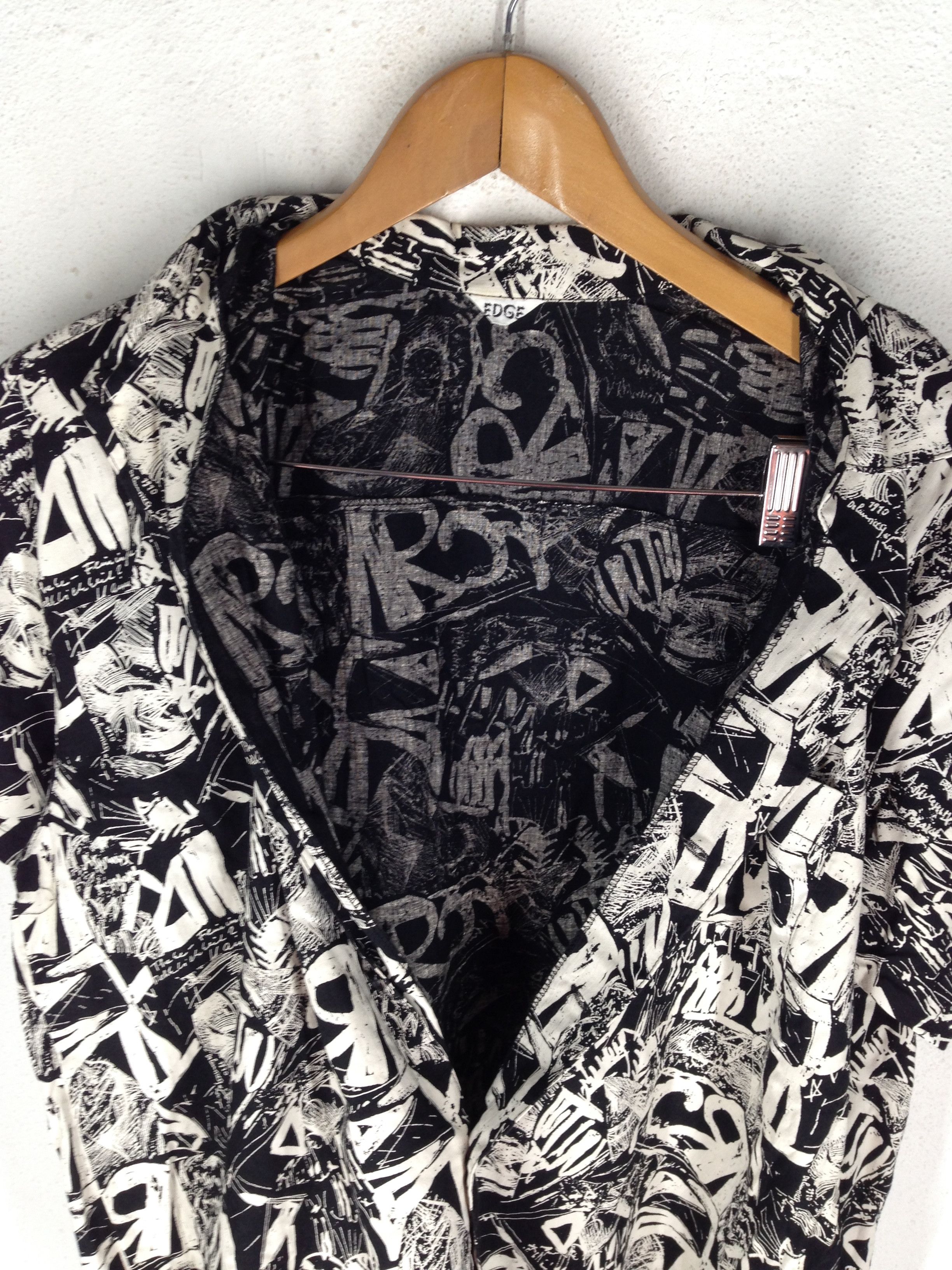 Japanese Brand EDGE Full Print Nice Dsign Button Shirts Size US M / EU 48-50 / 2 - 5 Thumbnail
