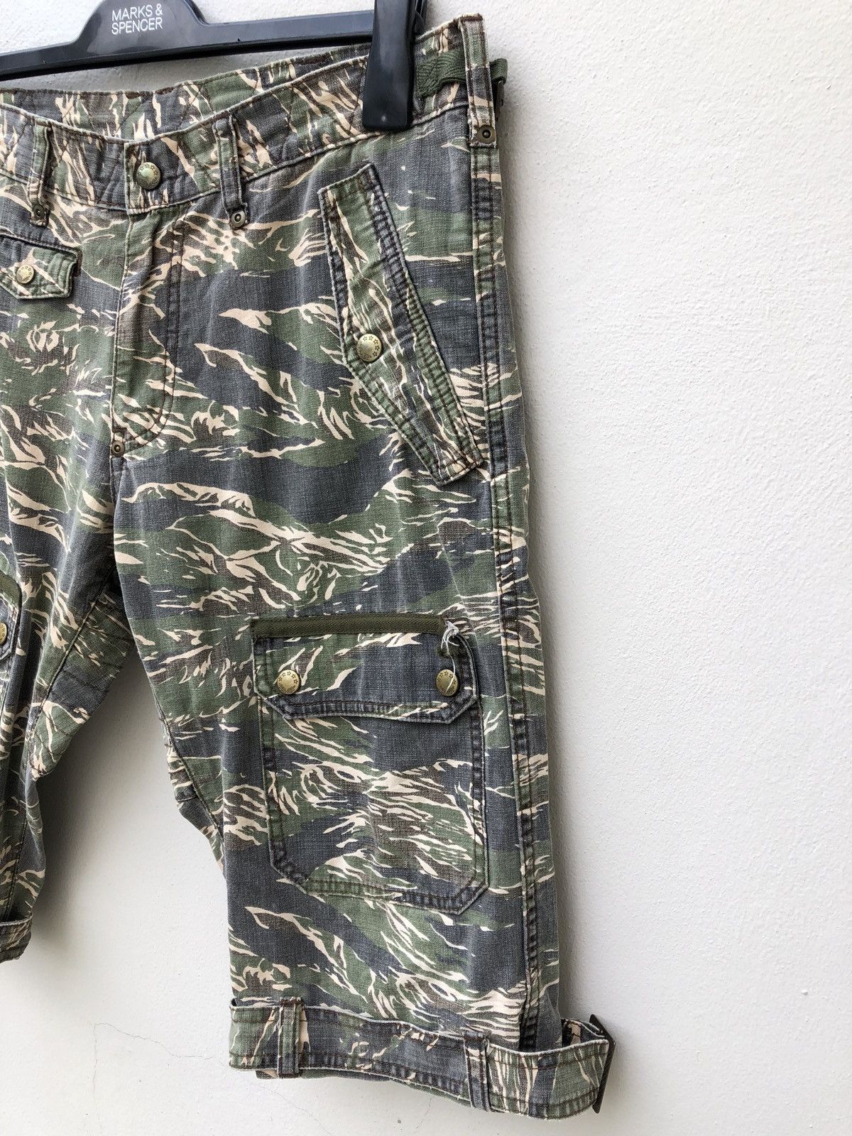 Vintage Vintage Men’s Bigi Tiger Stripes Camo Parachute Cargo Short Size US 31 - 8 Thumbnail